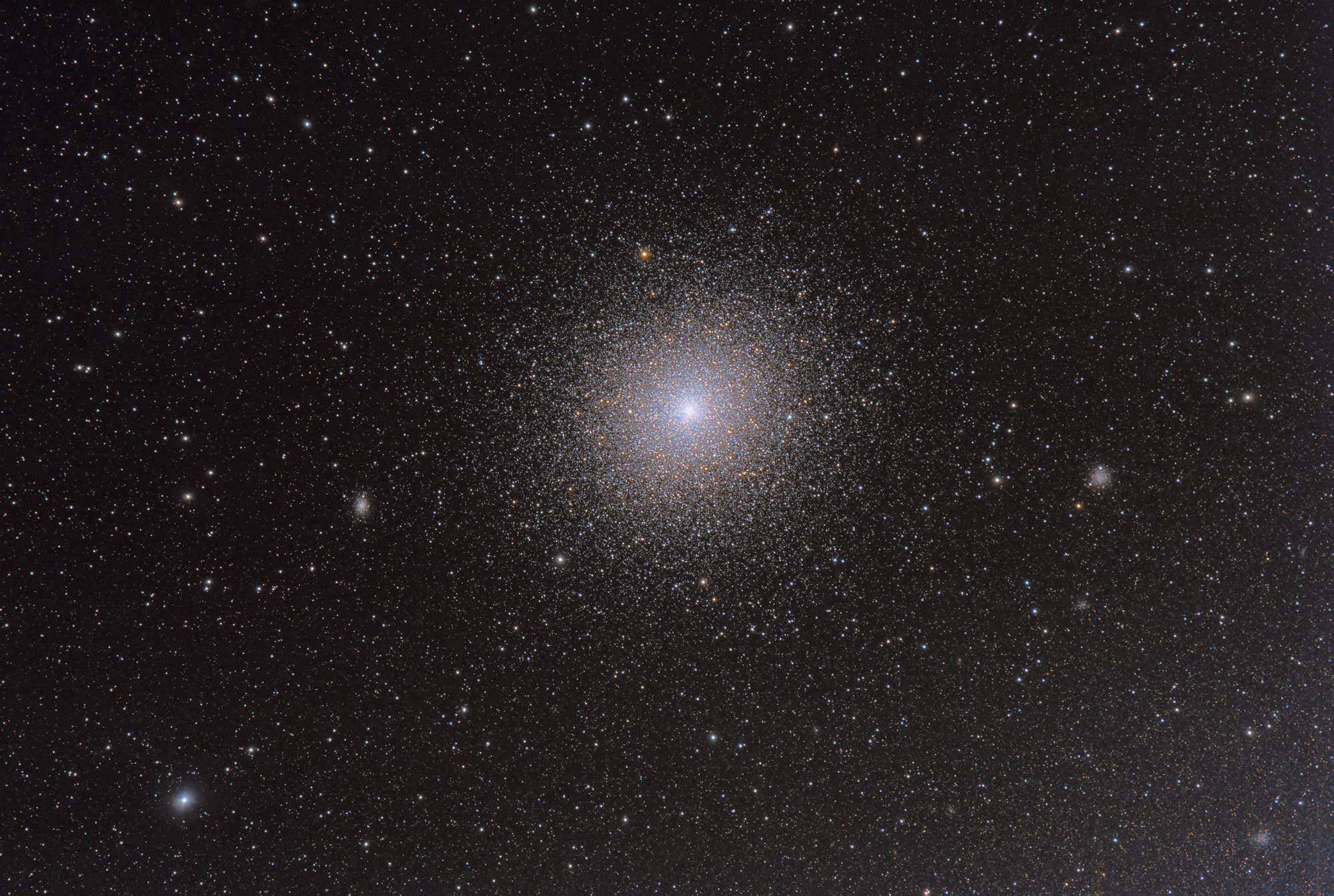 Der Kugelsternhaufen 47 Tucanae (NGC 104)