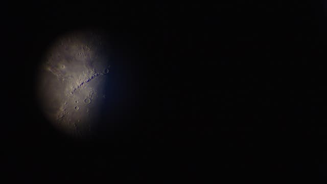 Mondaufnahme mit Digitalkammera