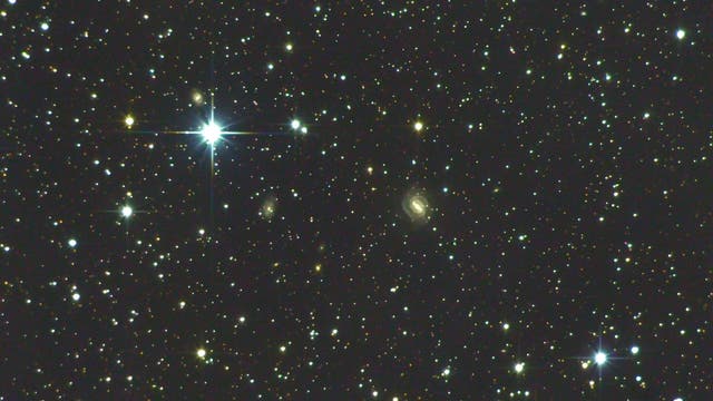 IC 1525 - eine unbekannte Balkenspirale in Andromeda