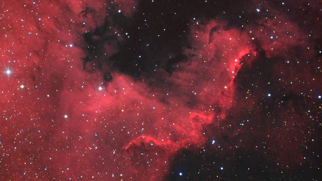 Cygnus wall in NGC 7000