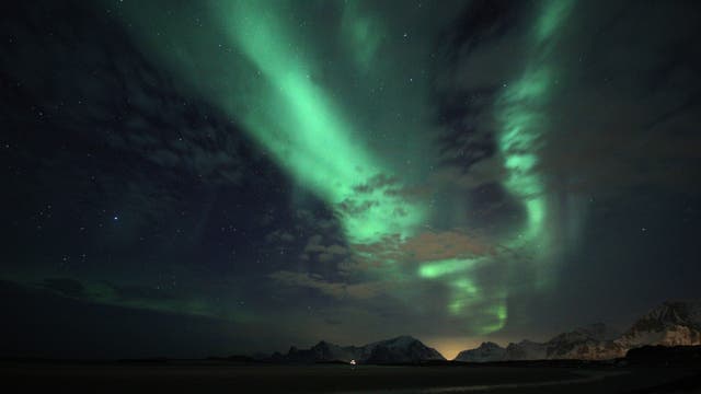 Polarlicht über den Lofoten