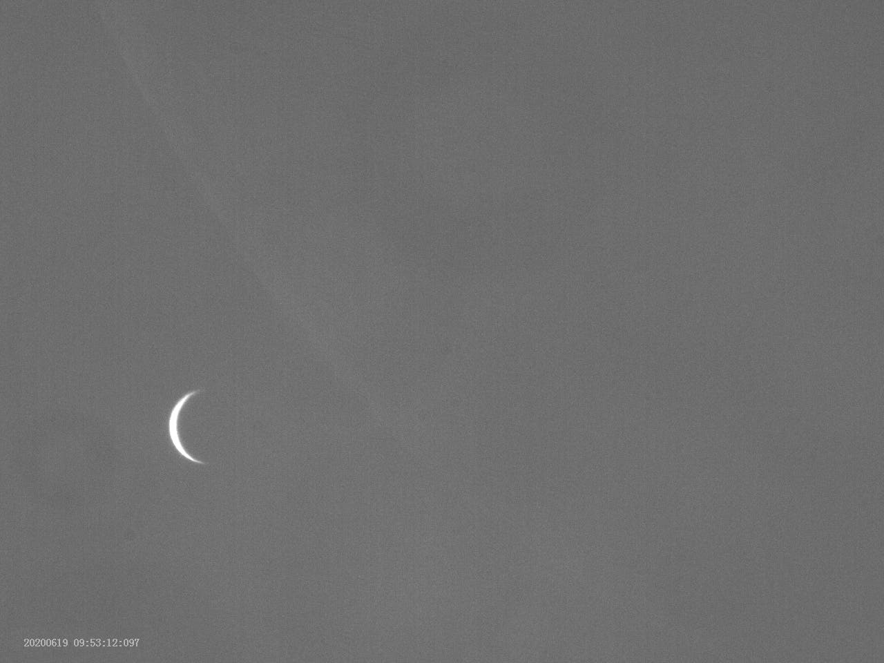 Venus-Bedeckung durch den Mond am 19. Juni 2020 - kurz vor der Bedeckung