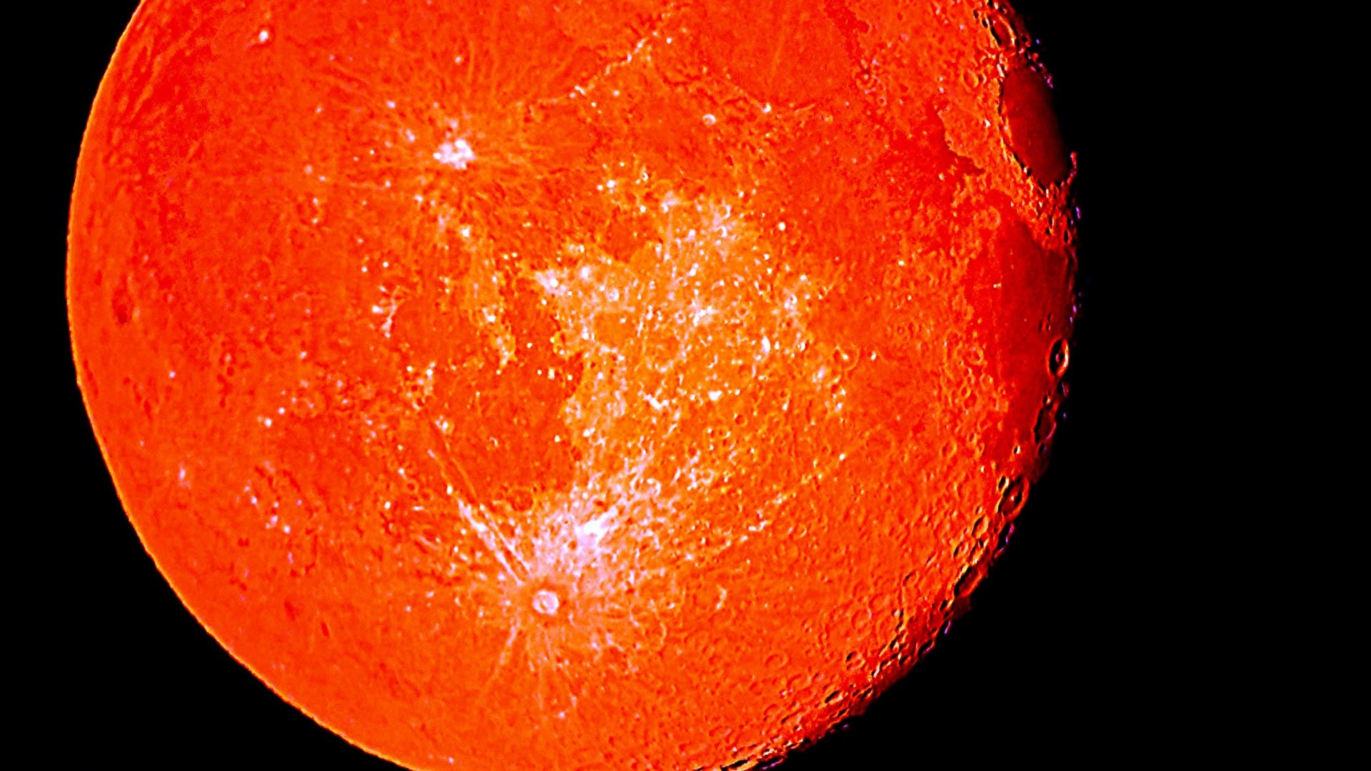 Maan met een rood filter – een spectrum van wetenschap