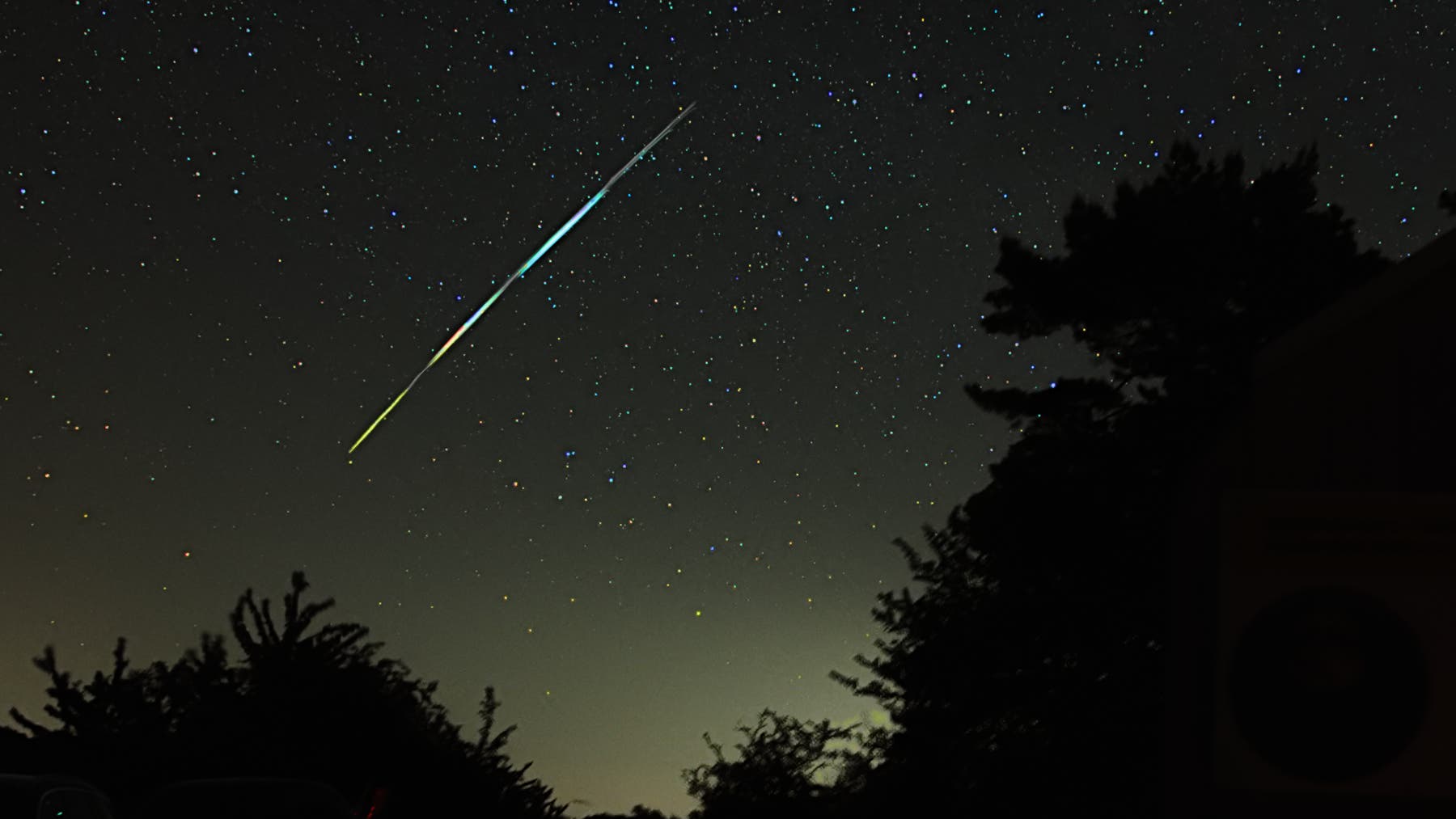 Bolide zwischen Leier und Schwan Spektrum der Wissenschaft