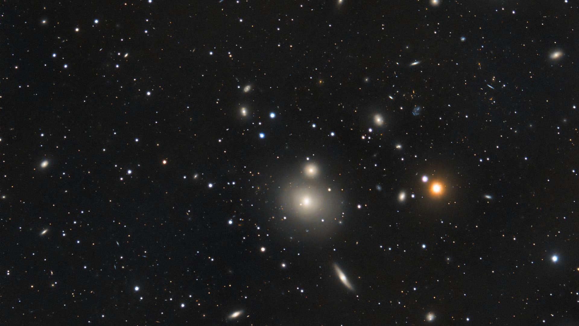 NGC507Gruppe Arp 229 Spektrum der Wissenschaft