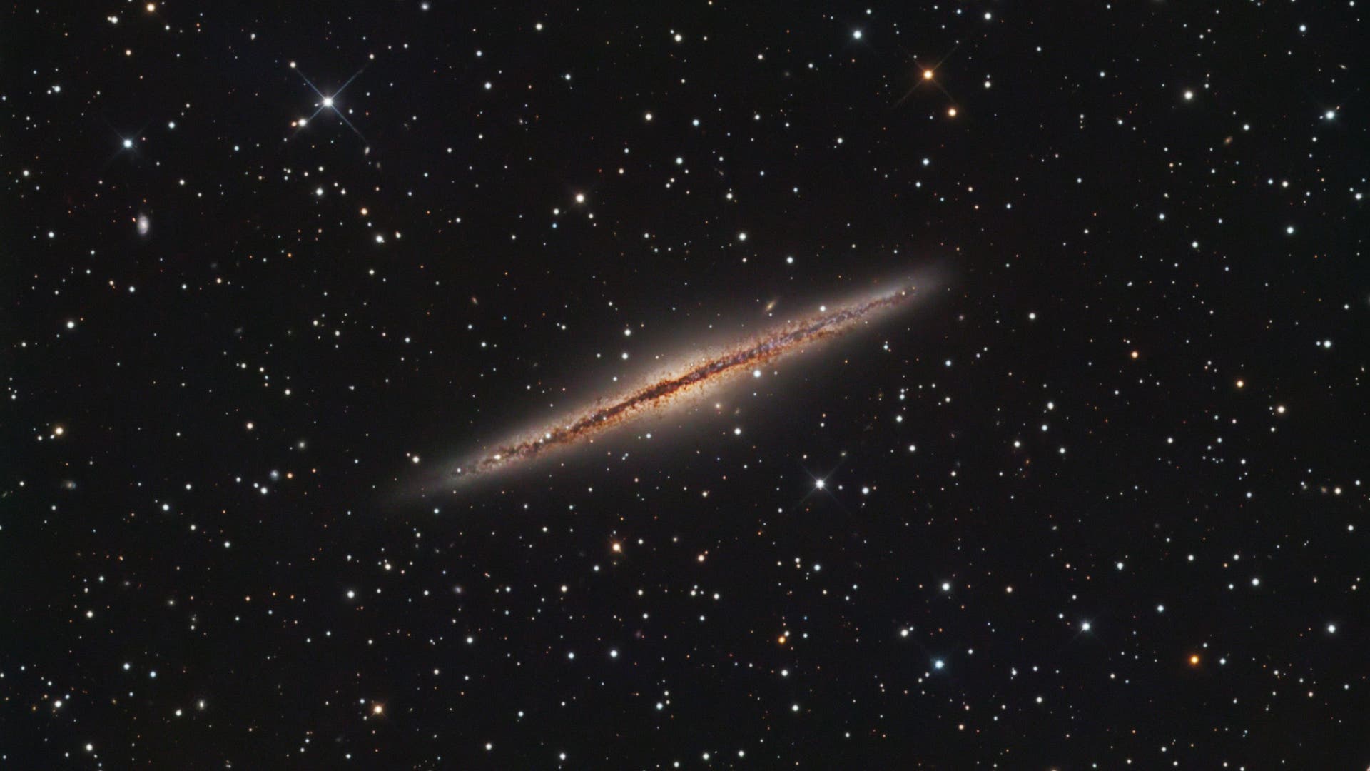 NGC 891 uit de beginjaren van de CCD-fotografie