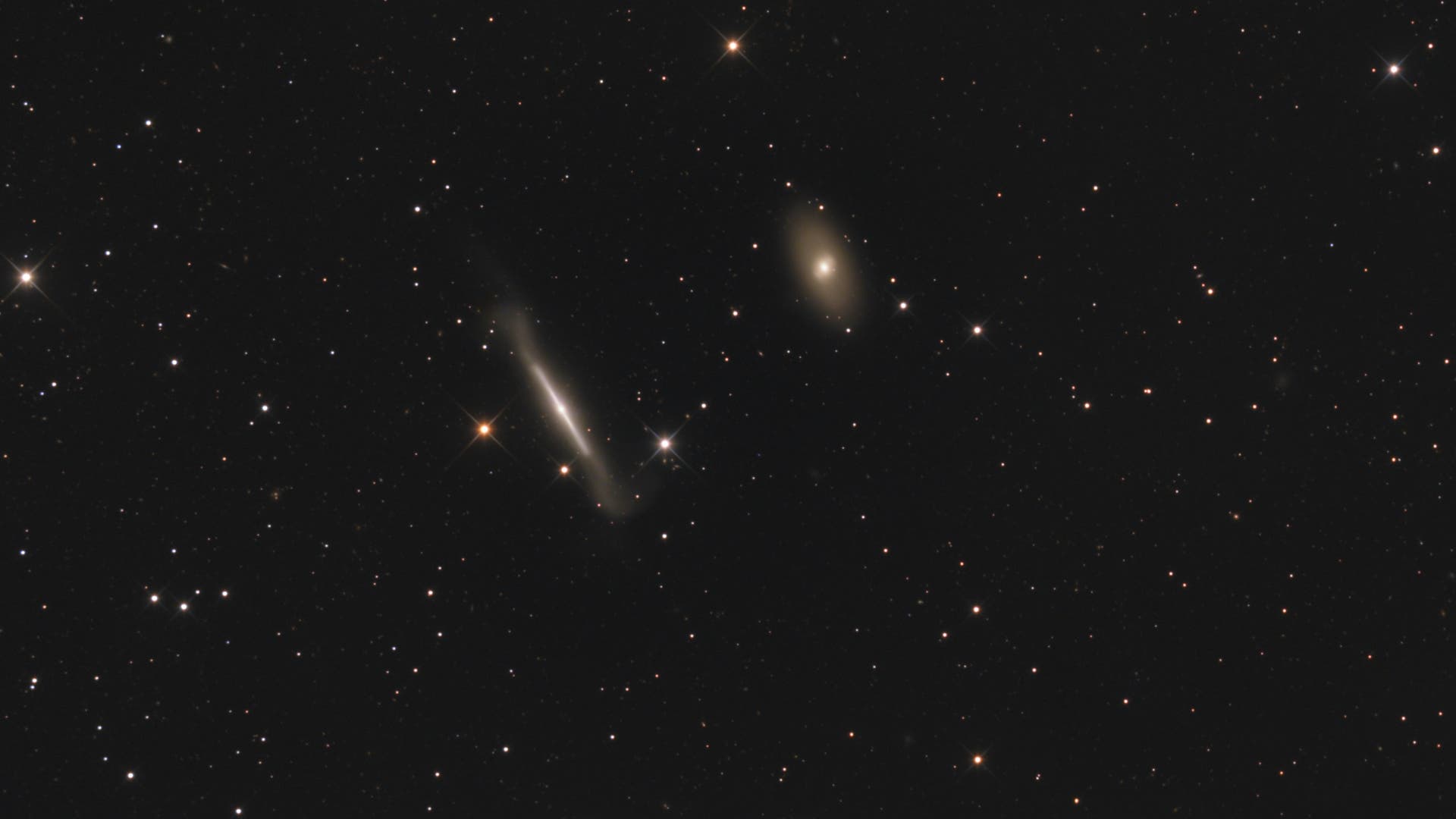 NGC 4762 und NGC4754 Spektrum der Wissenschaft