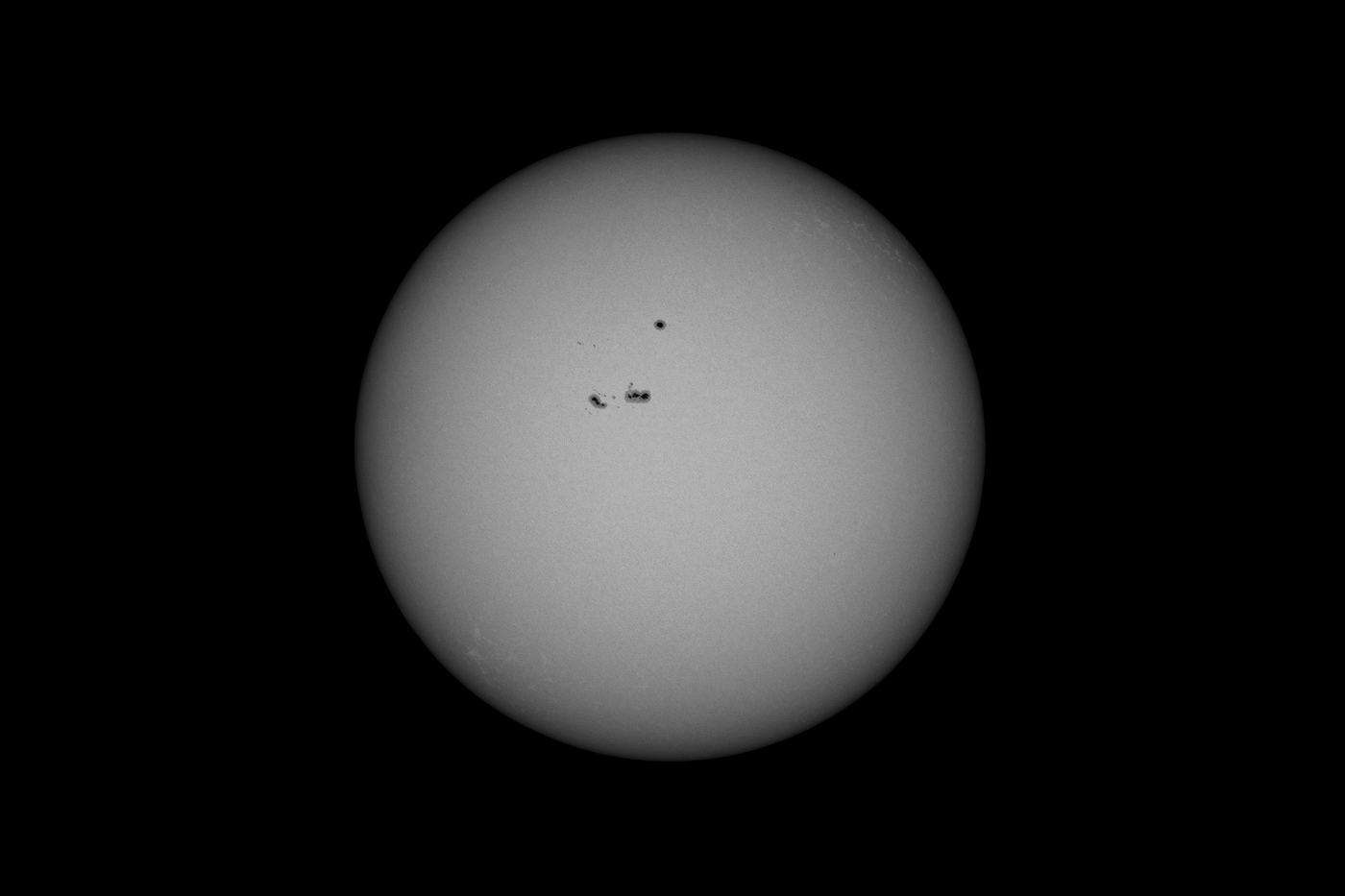 Sonne mit Fleckengruppen AR 3140 und 3141
