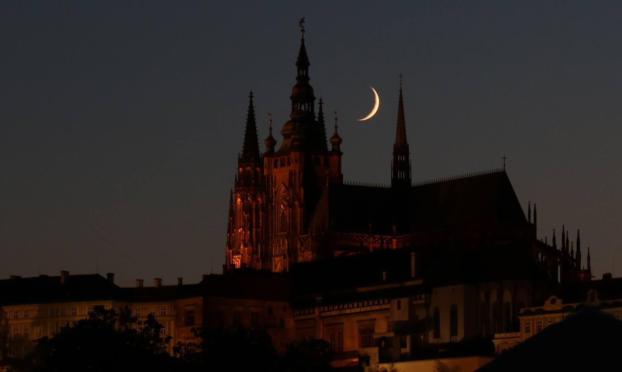 Der EWASS-Mond über Prag