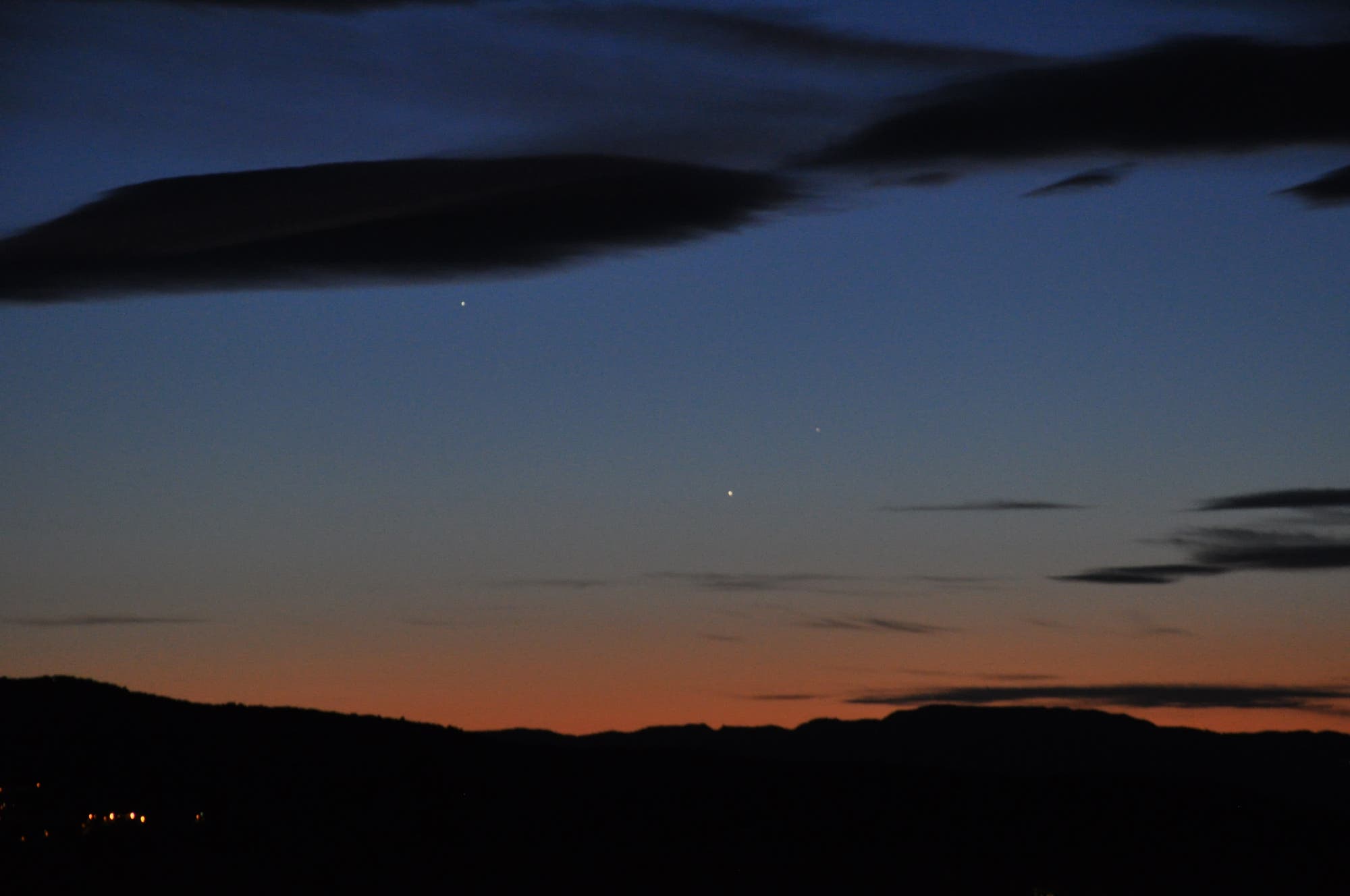 Jupiter, Venus und Merkur in der Abenddämmerung 4