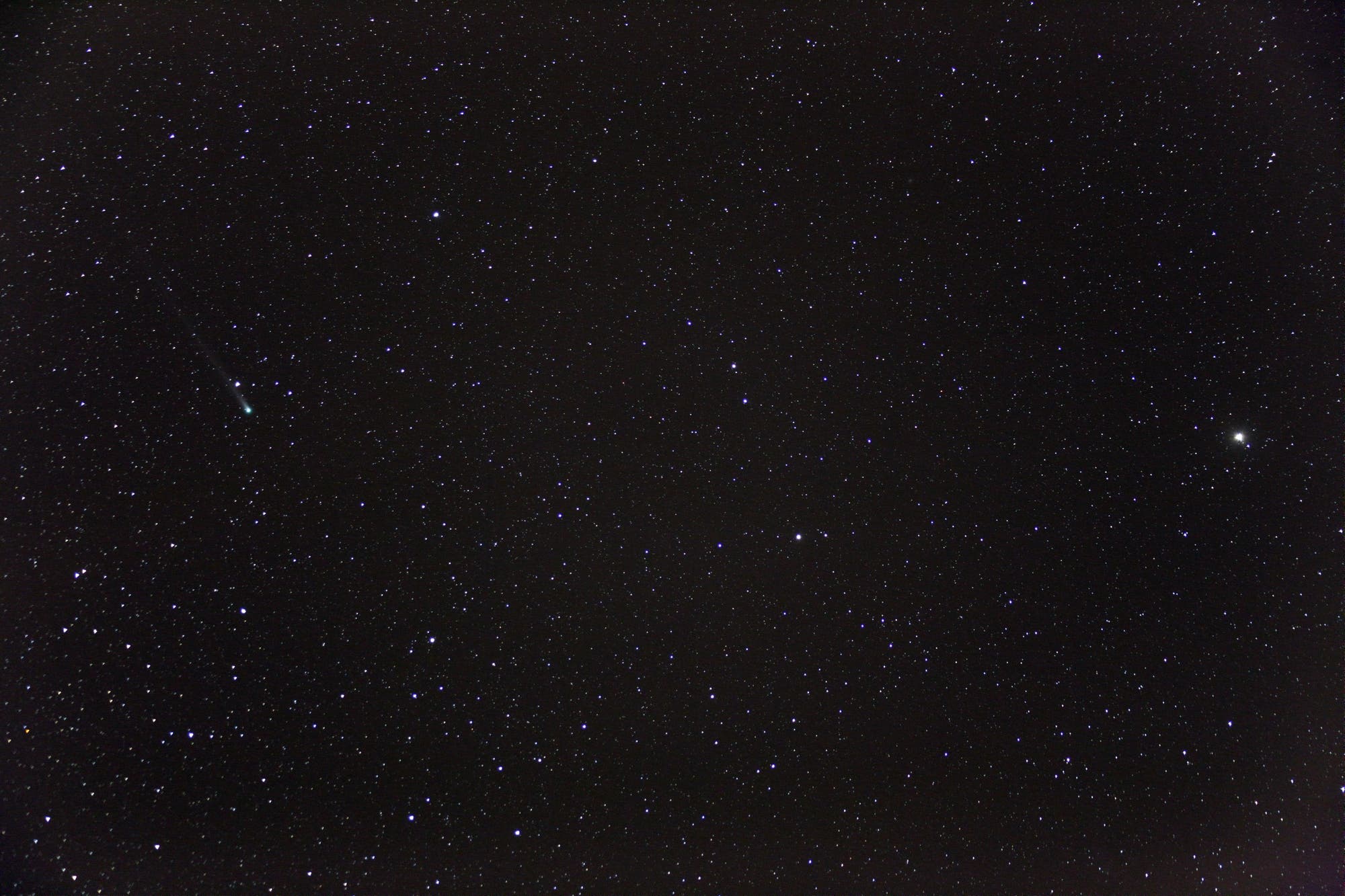 Komet C/2013 R1 Lovejoy und Sternbild Bootes