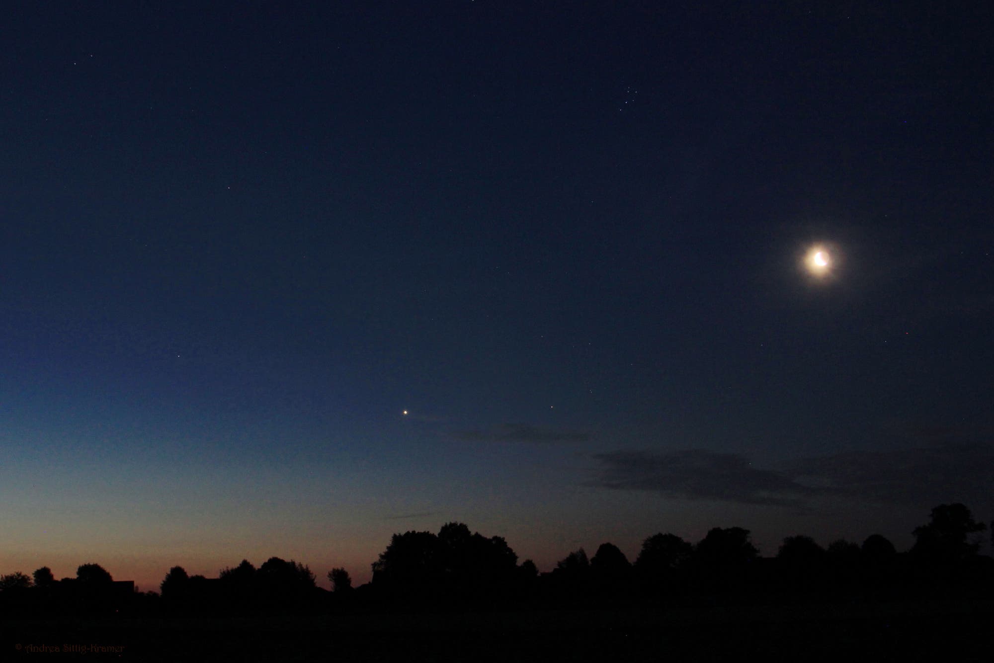 Venus-Aledebaran-Mond am Morgen über Uelzen 