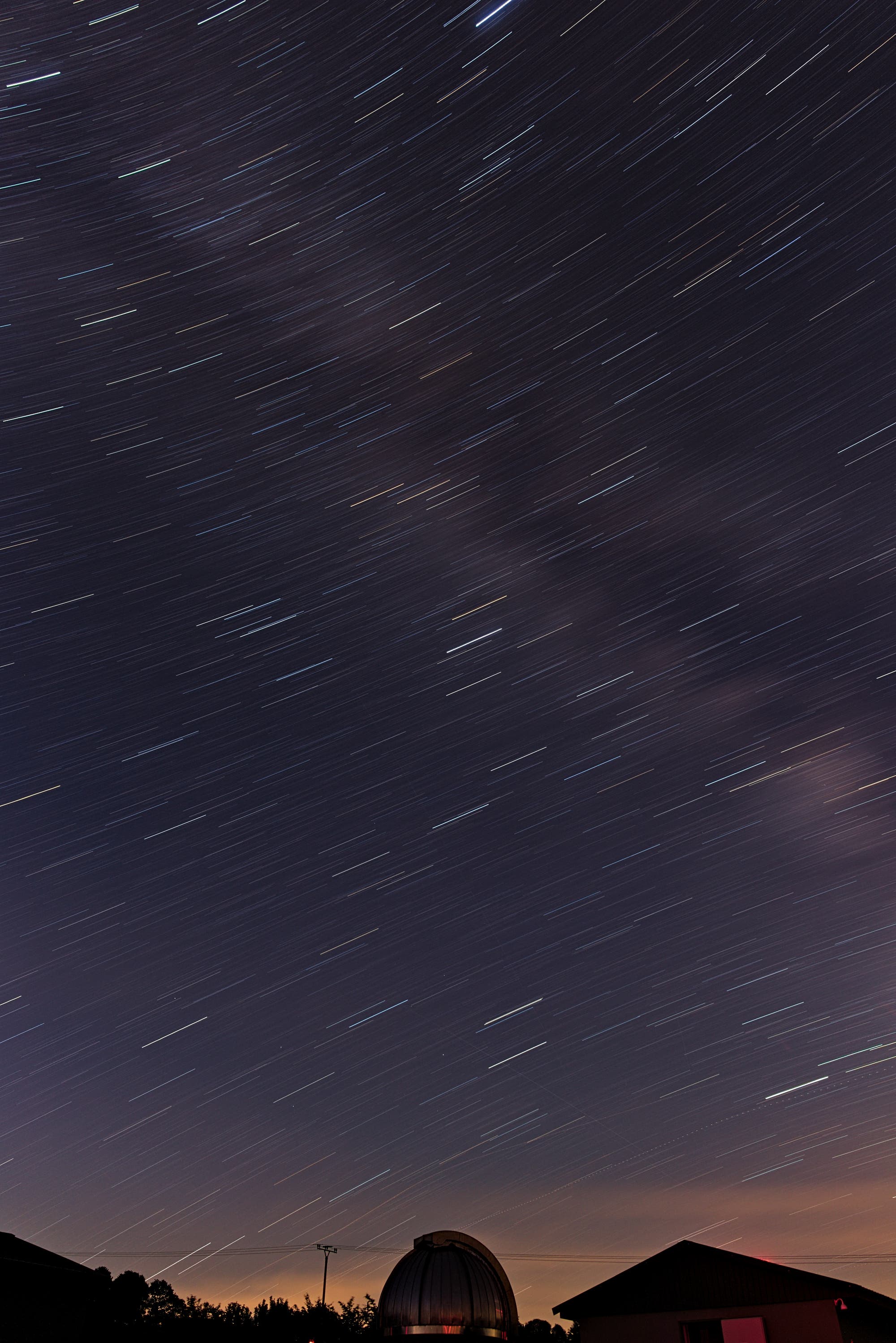 Startrail Aufnahme aus der Sternenwelt Vogelsberg