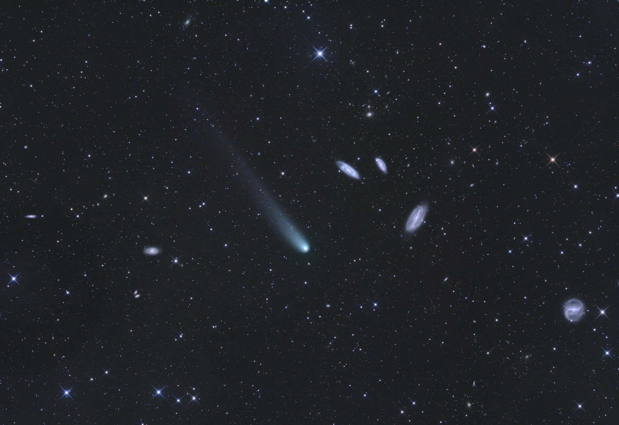 Komet C/2020 V2 ZTF 