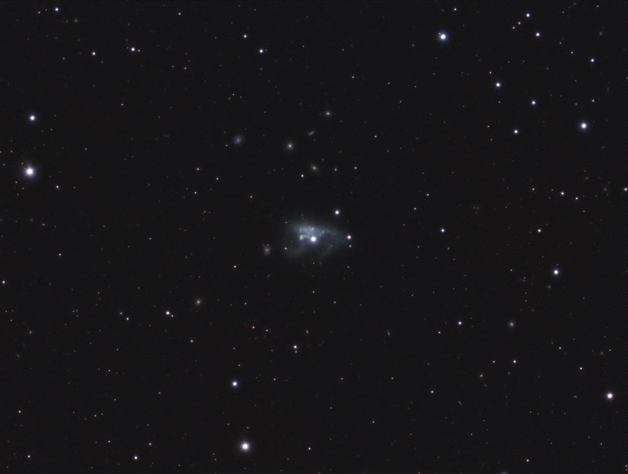 Galaxie NGC 3239 - Arp 263