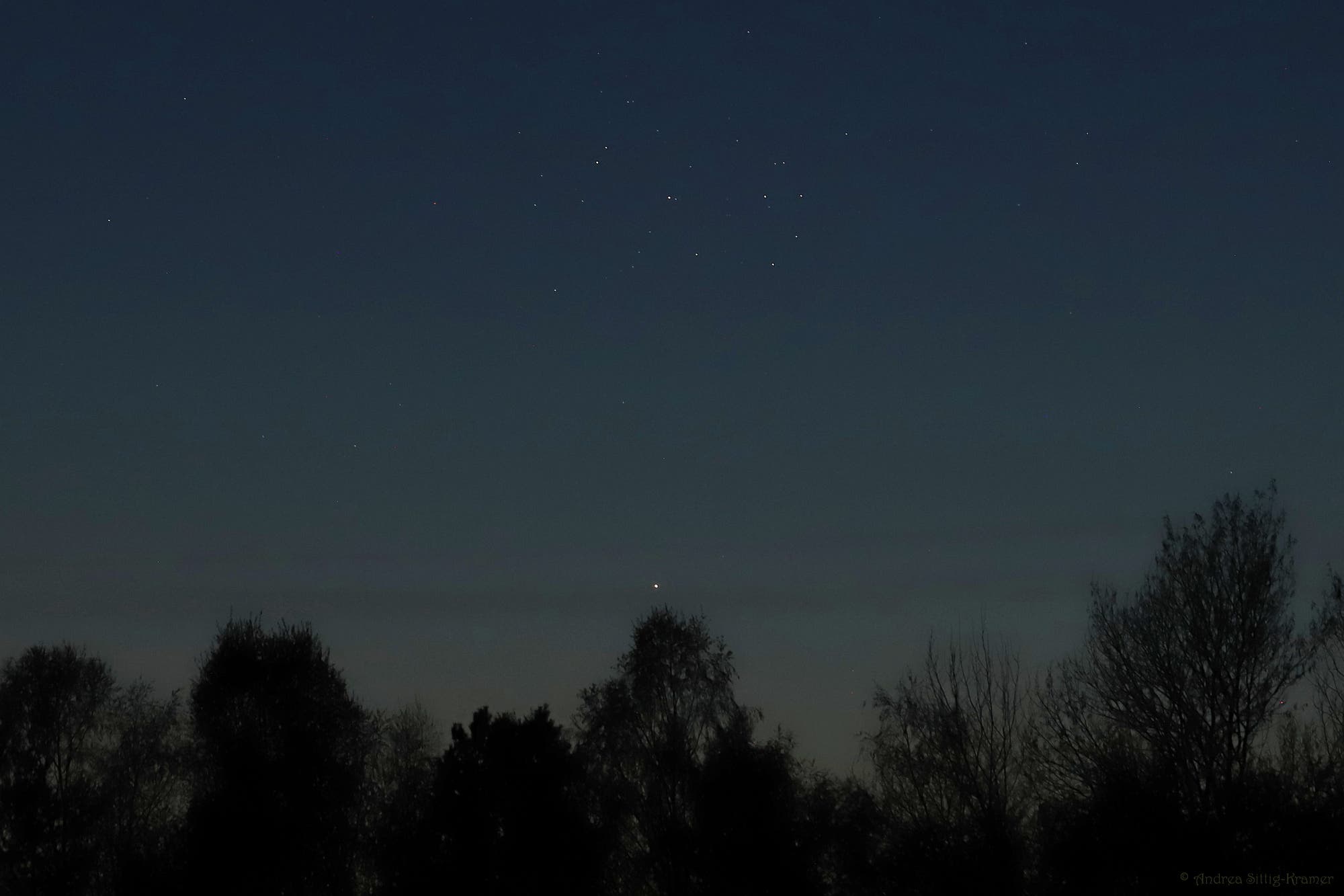 Merkur unter Plejaden am 28. April 2022