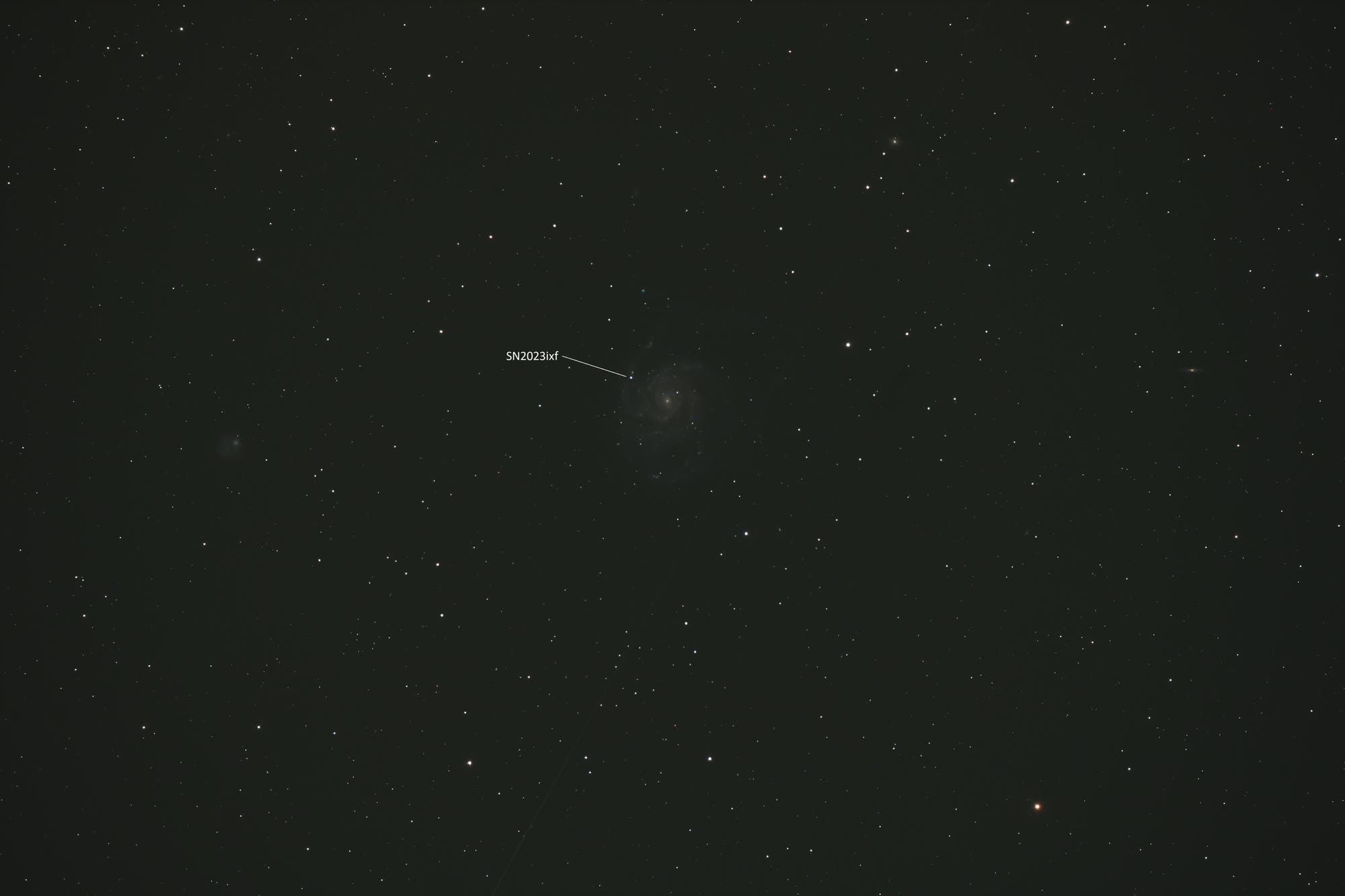 Feuerrad-Galaxie M 101 mit Supernova SN2023ixf - Rohaufnahme zum Vergleich
