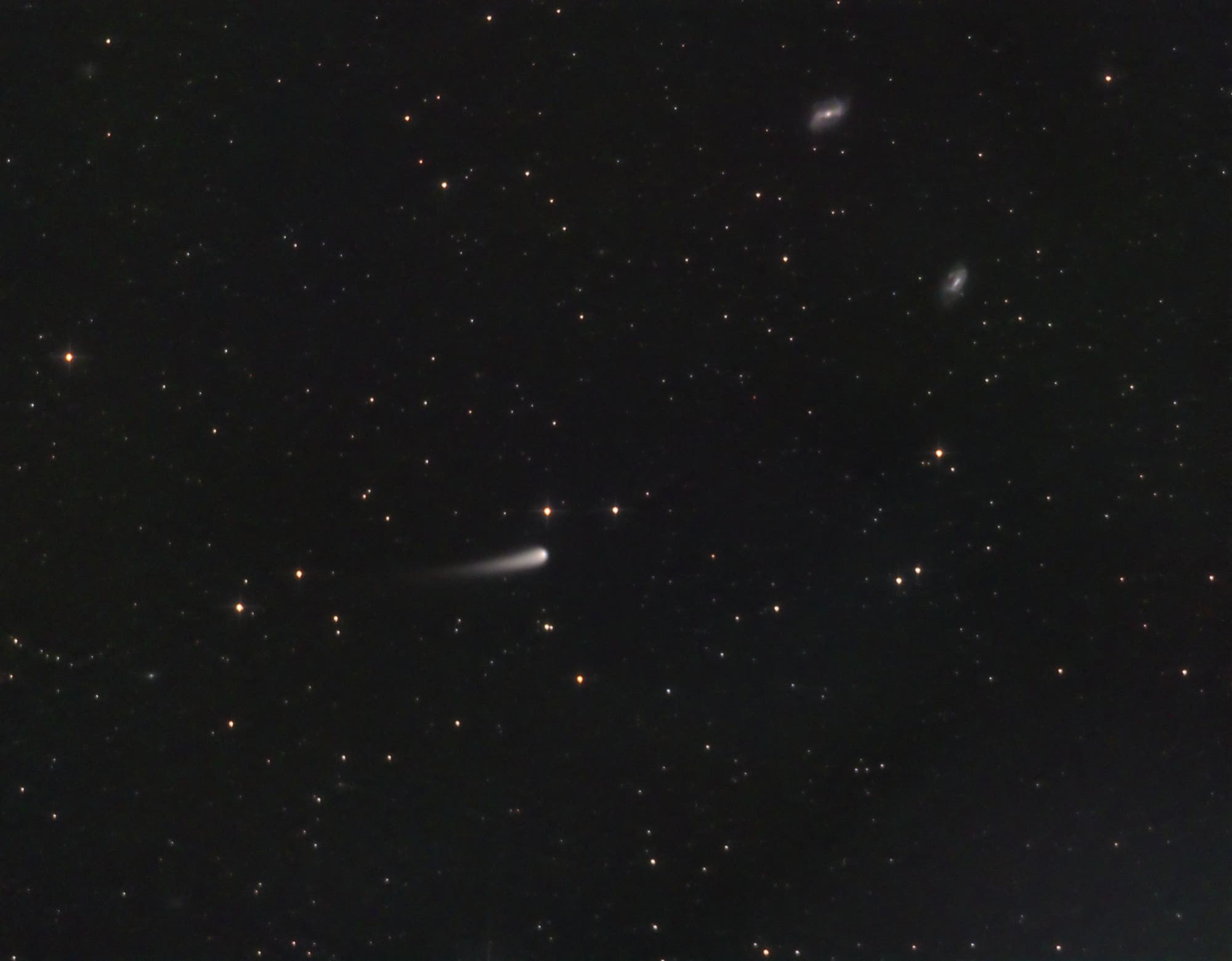 Comet C/2023 A3 (Tsuchinshan-ATLAS) ans galaxies - Spektrum der ...