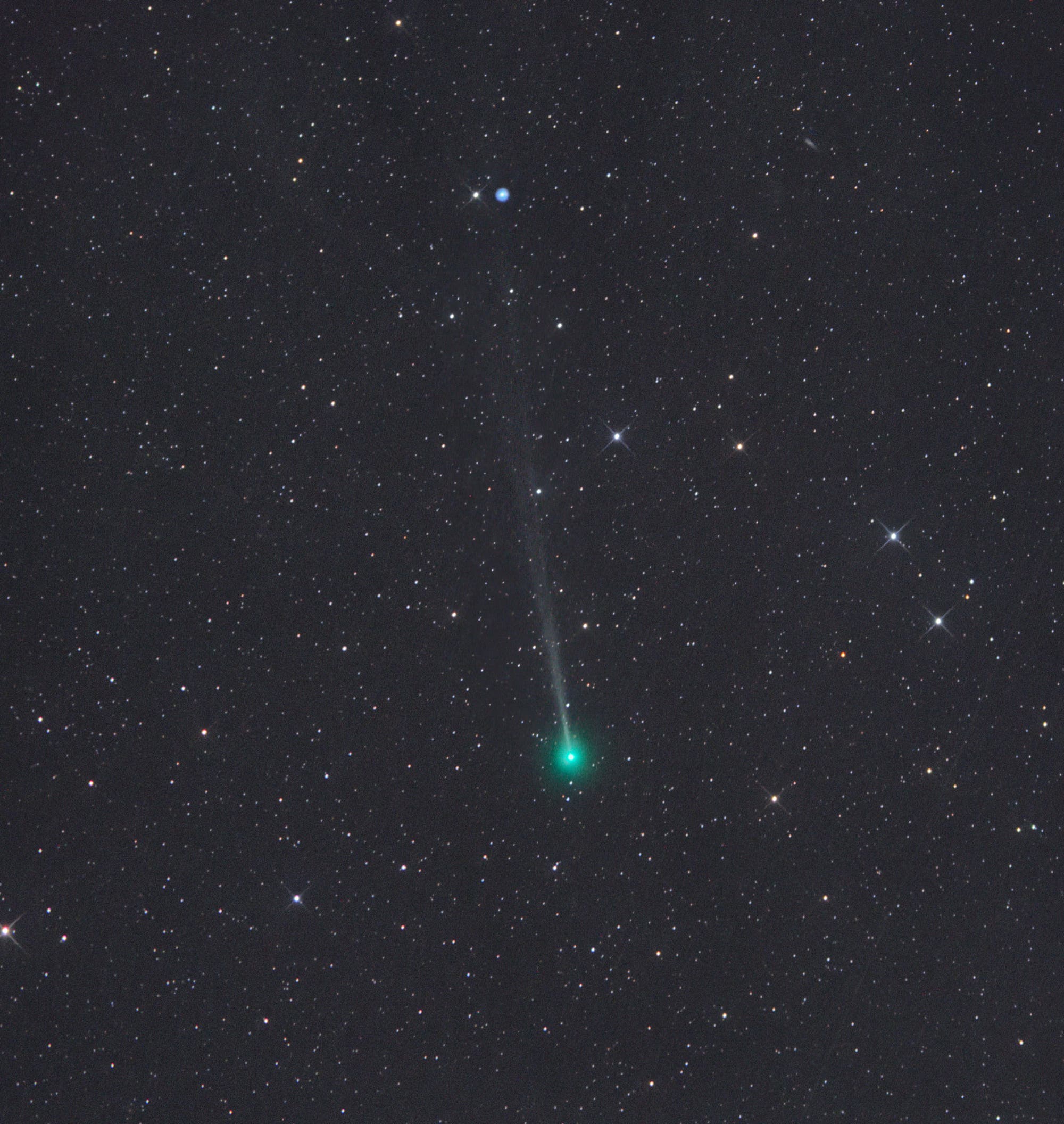 Komet 2023 P1 Nishimura und NGC 2392