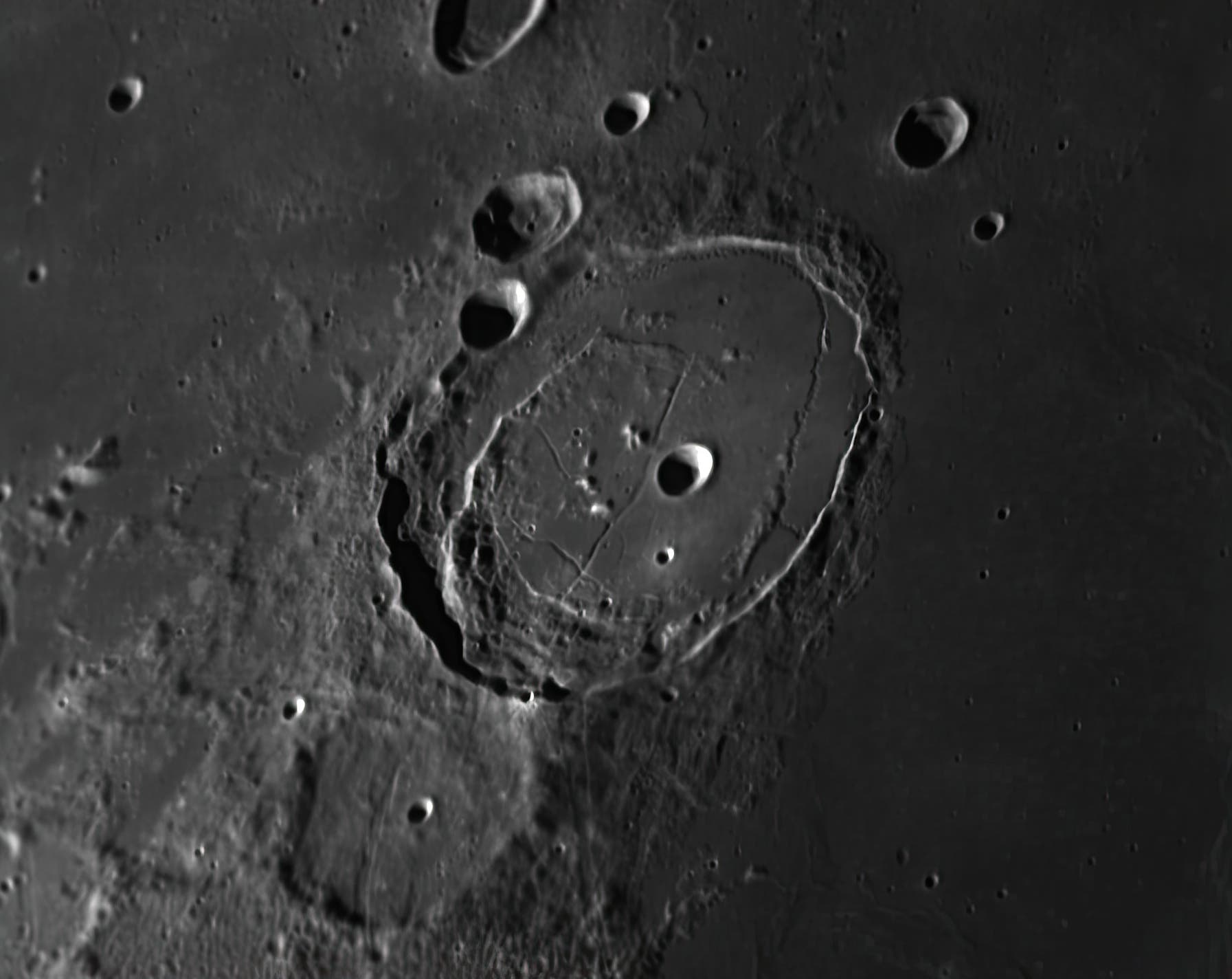 Detailreicher Krater Posidonius