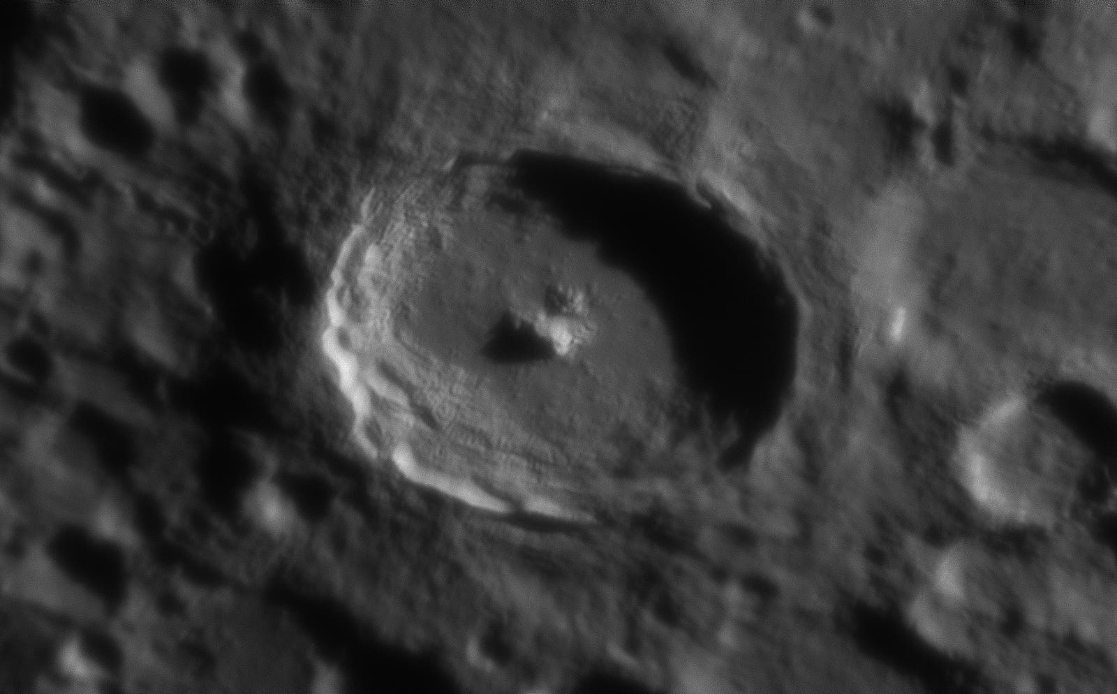 Krater Tycho bei 10 Meter Brennweite