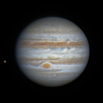 Jupiter mit Io und dem Großen Roten Fleck