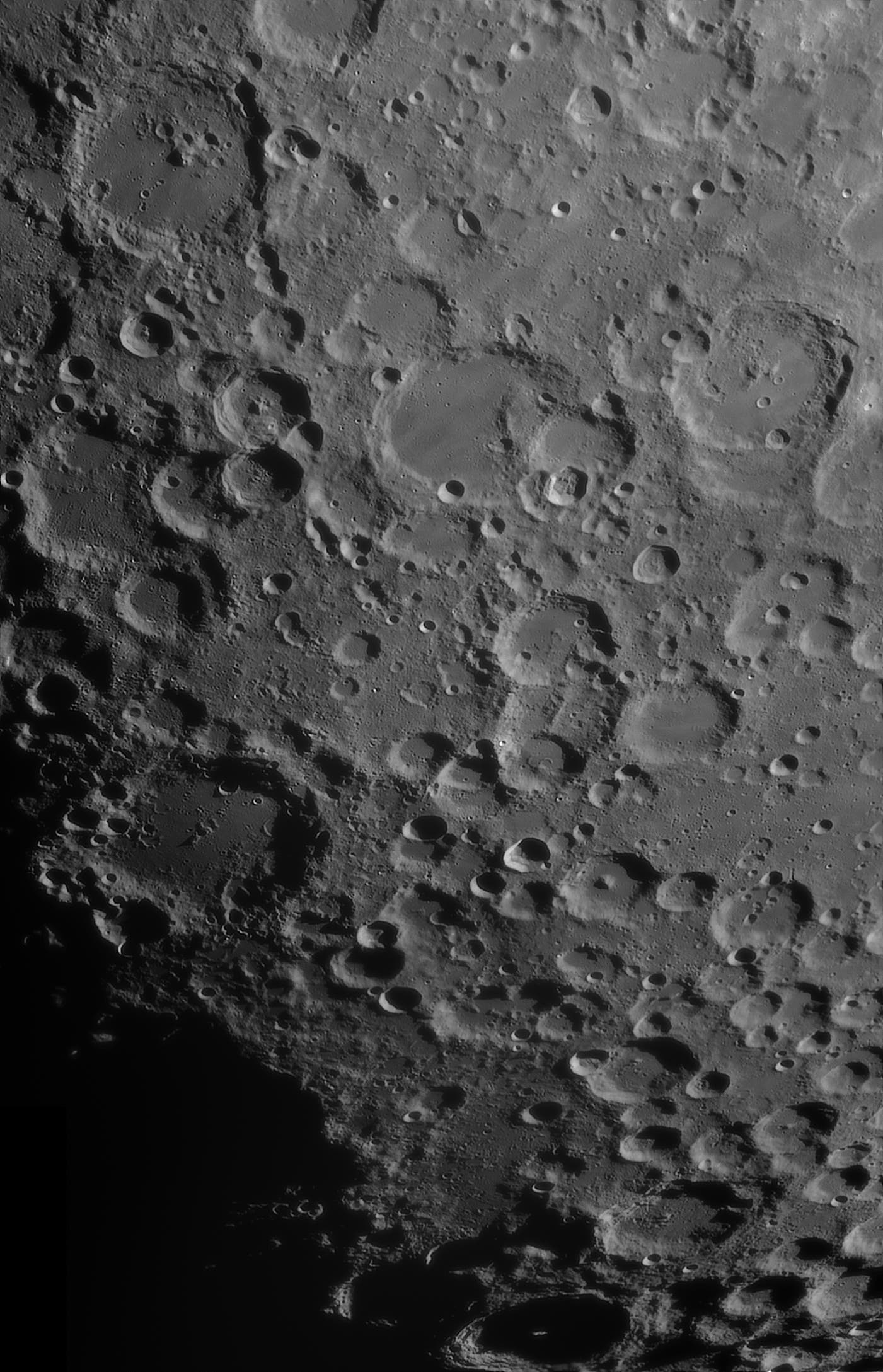 Mond vom 6. April 2025