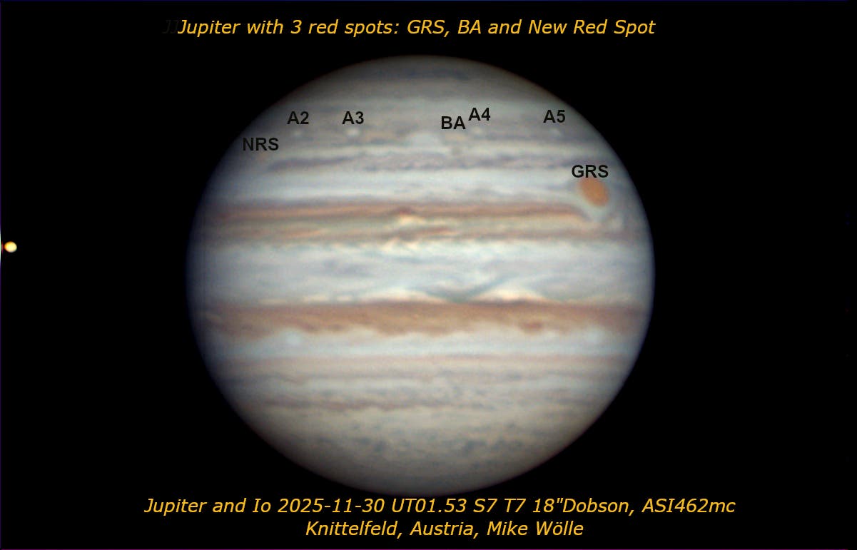 Jupiter mit drei roten Flecken