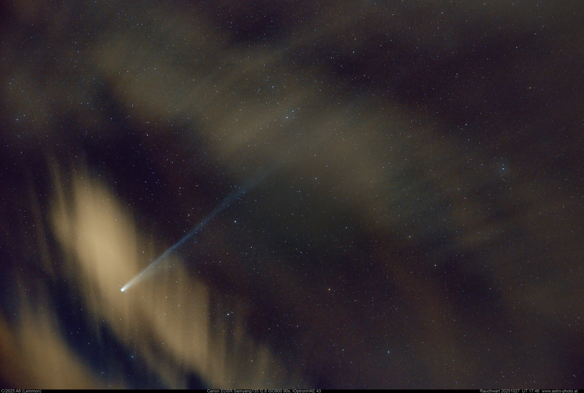 C/2025 A6 (Lemmon) zwischen den Wolken