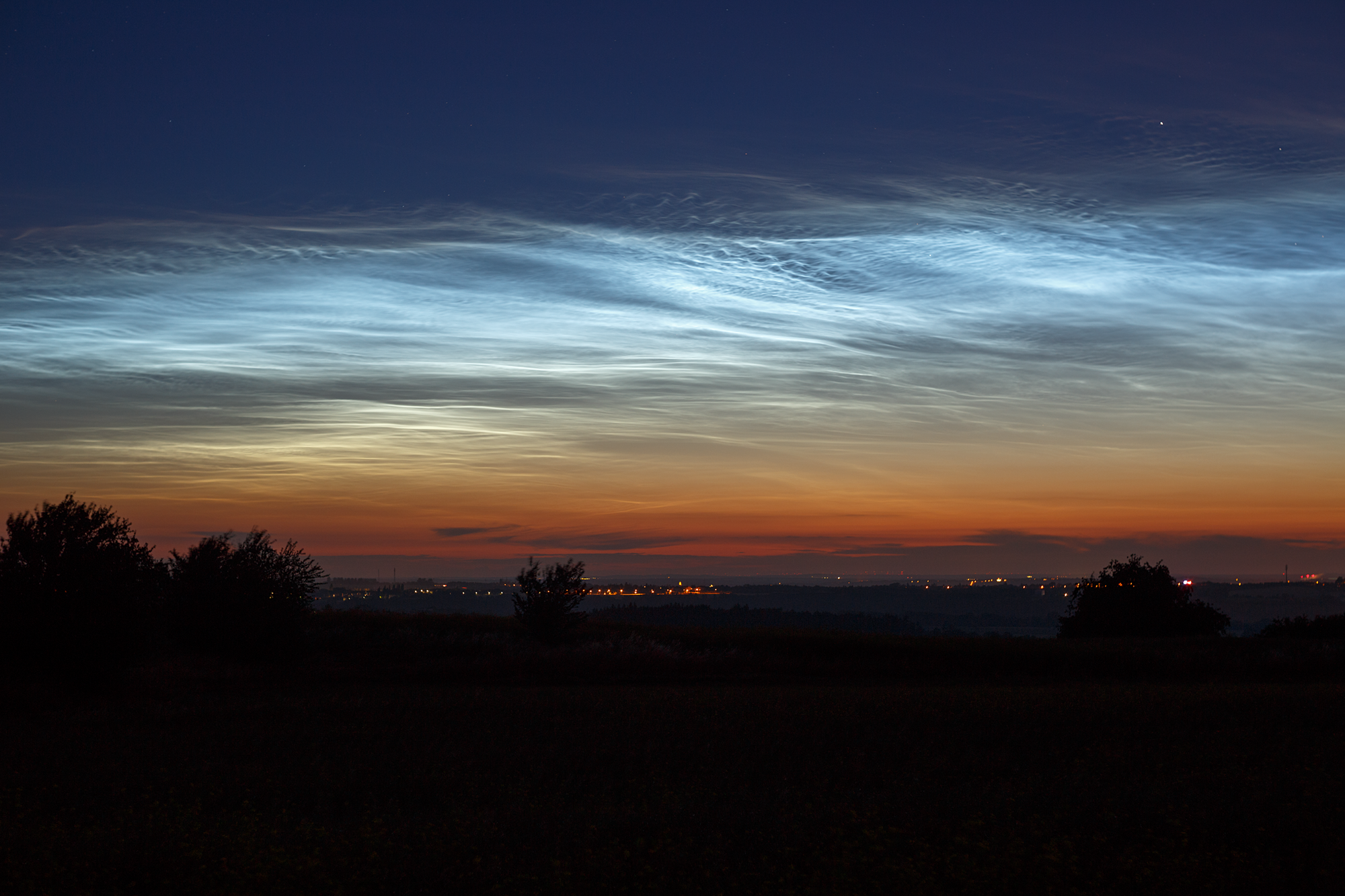 Faszinierende Leuchtende Nachtwolken (1)