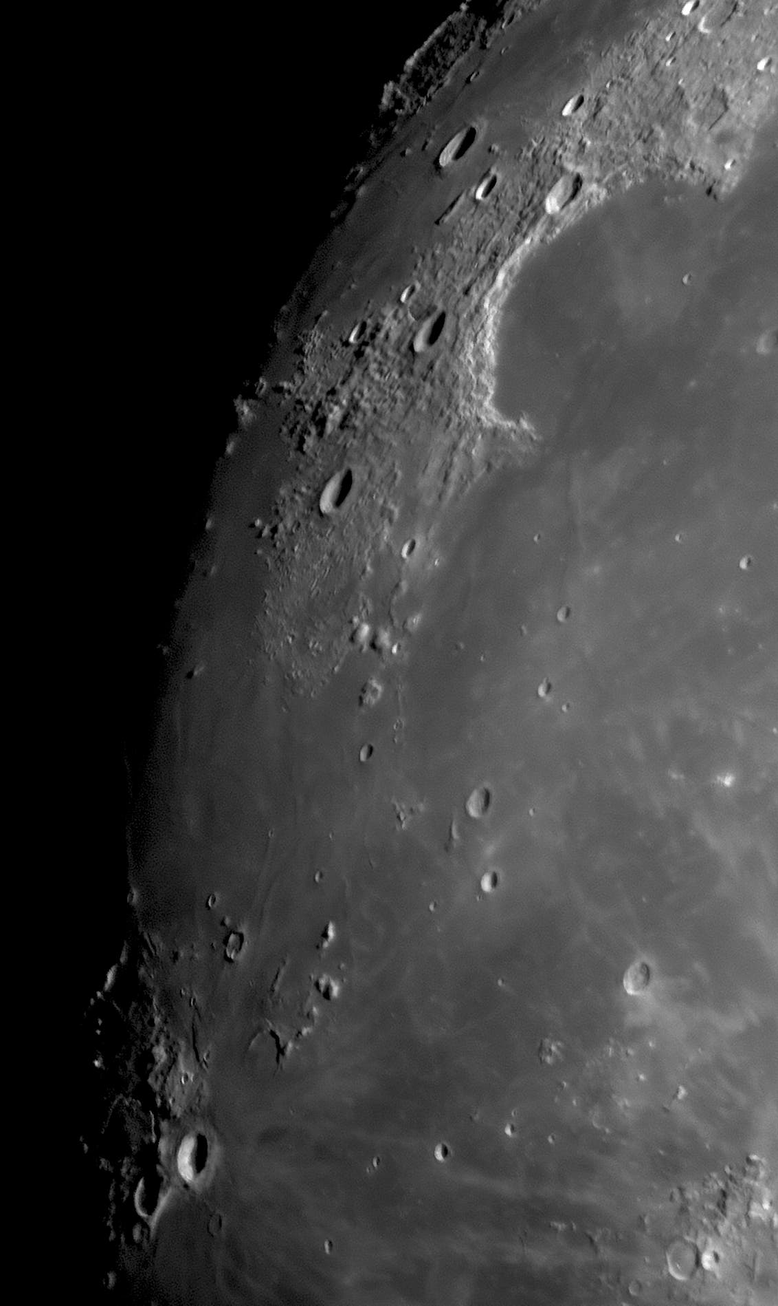 Lunare Dome am Westrand des Mondes