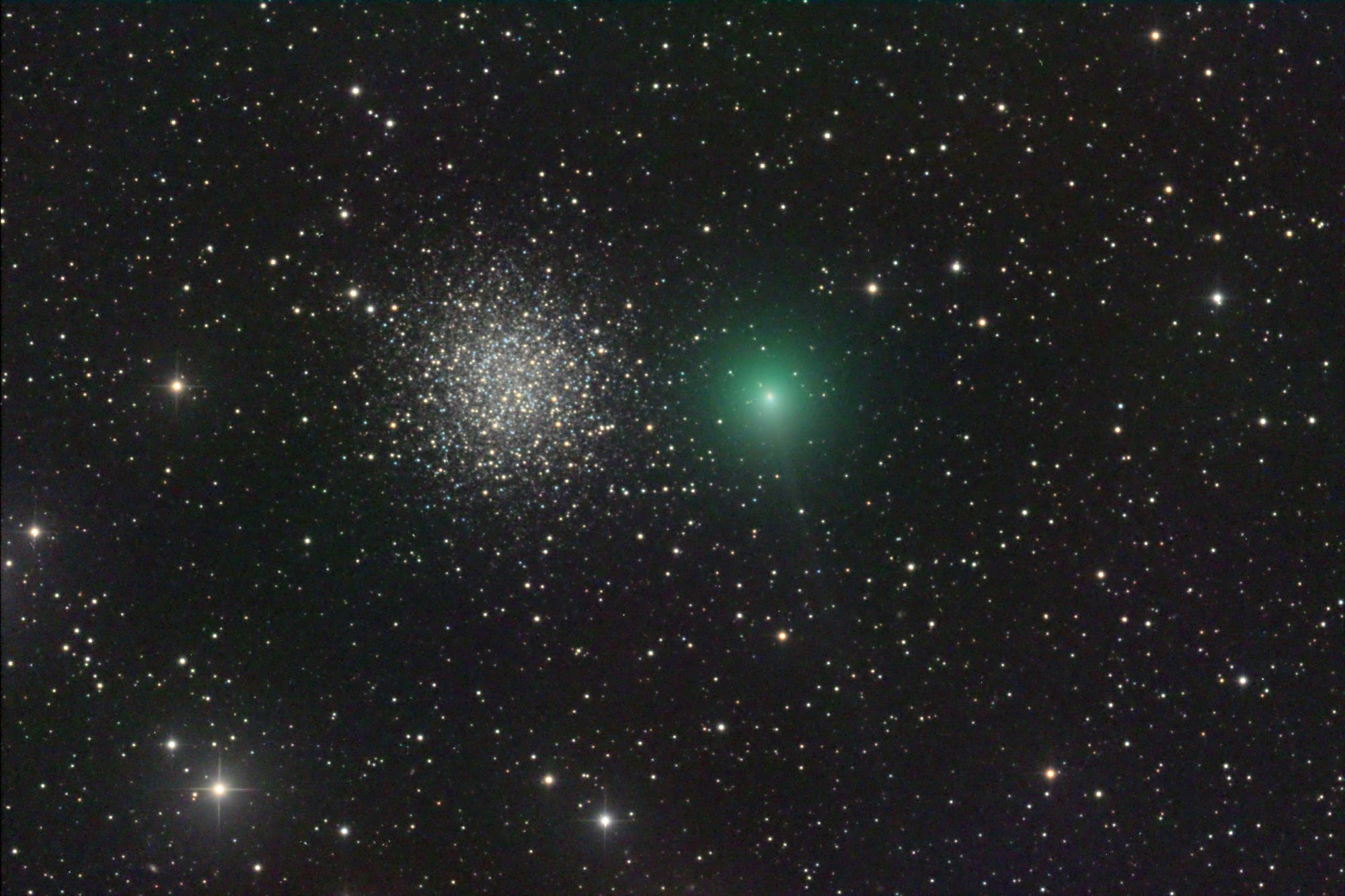 Comet 88P Howell and globular cluster NGC 5897