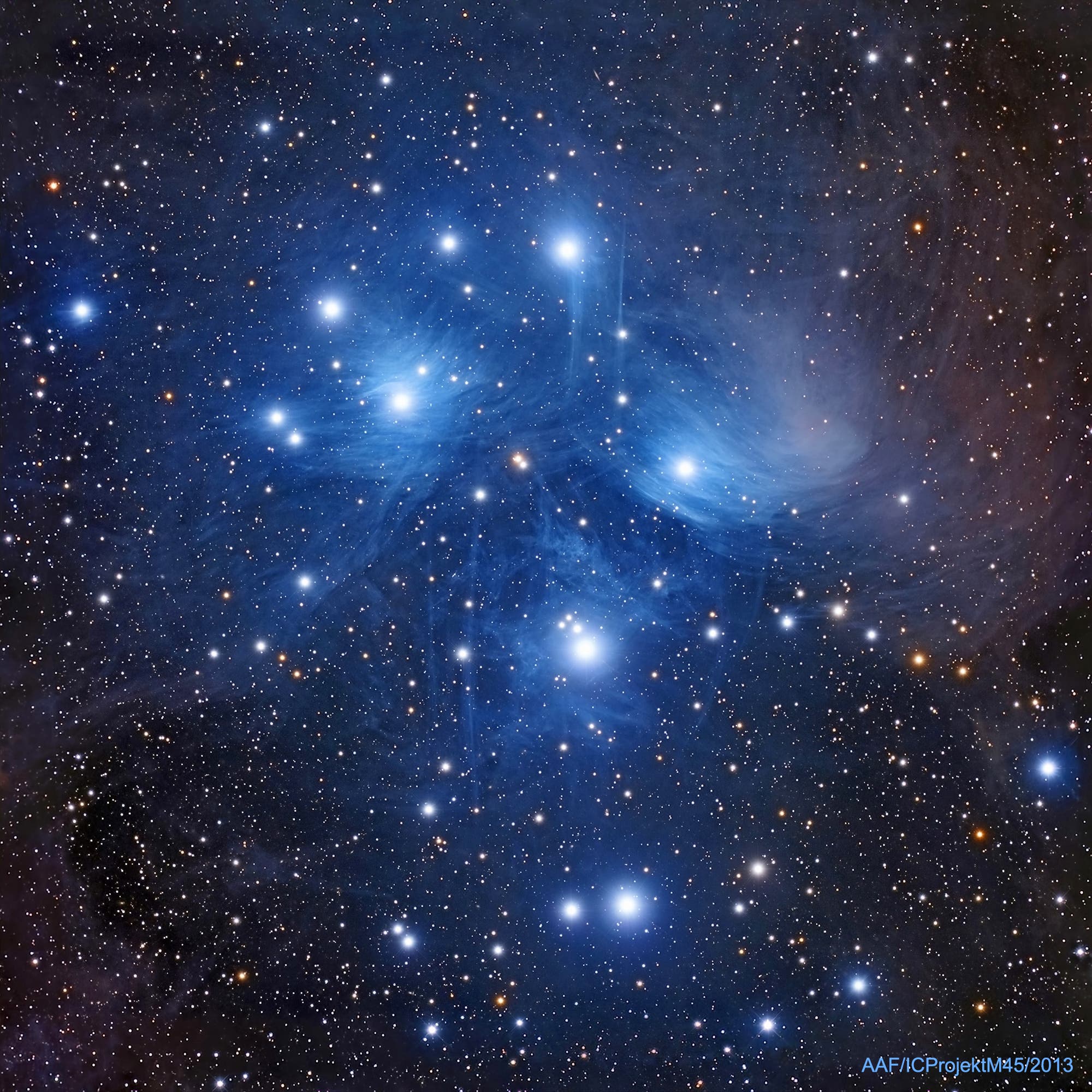 Messier 45 als "Image-Crowd-Projekt"