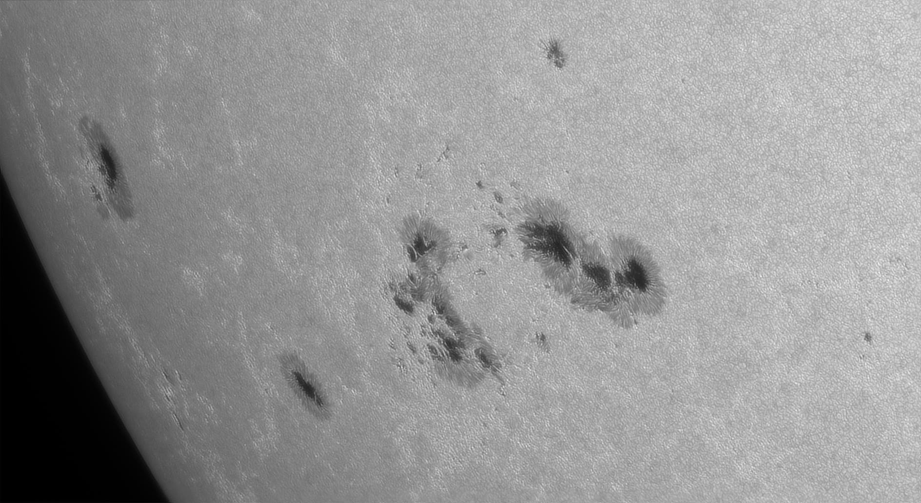 AR 14196, 14197, 14201 und 14202 vom 26. August 2025