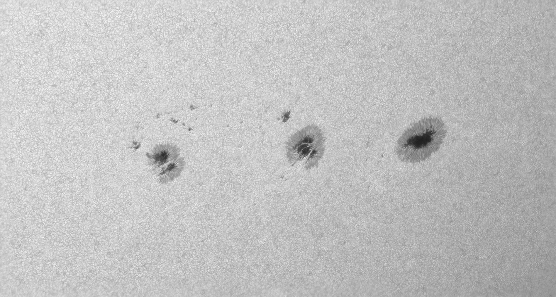 AR 14211 und 14213 vom 11. September 2025