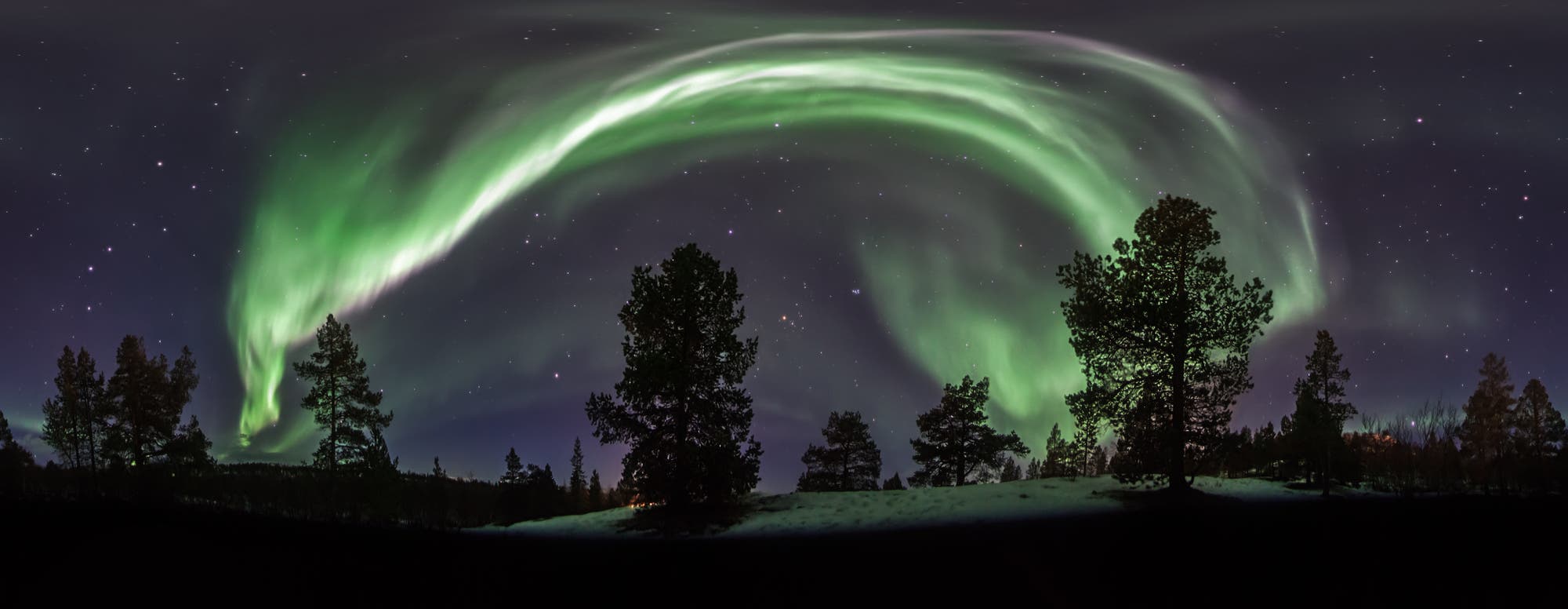 Aurora Borealis-Explosion über Kirkenes