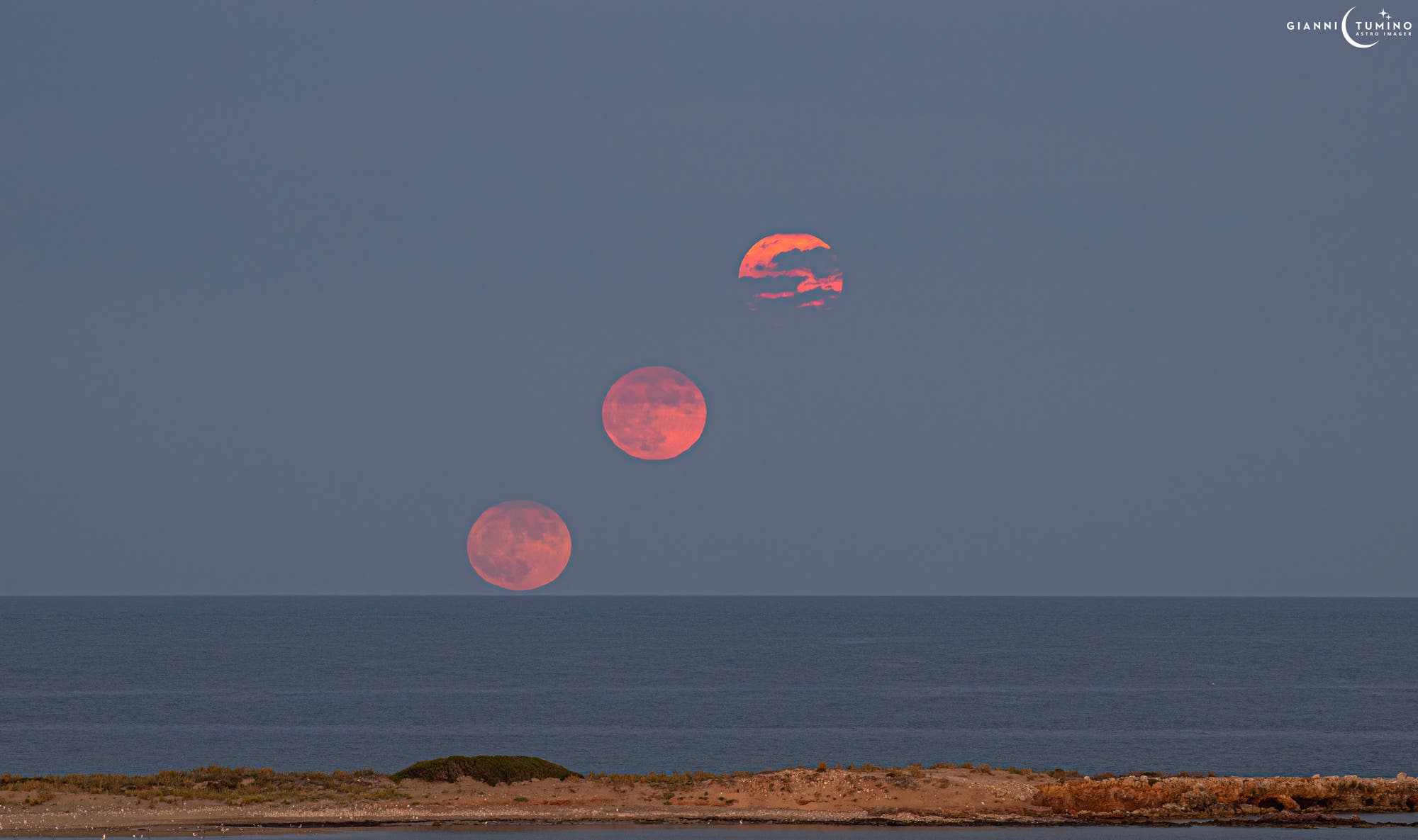 The full "Buck Moon" rising sequence