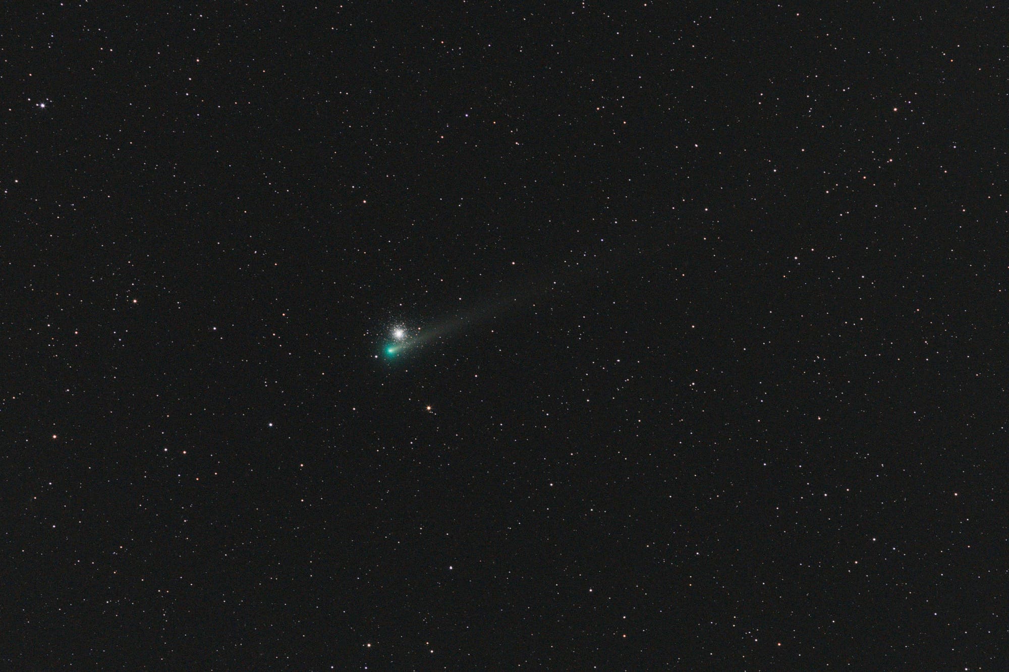 Komet Leonard und Messier 3