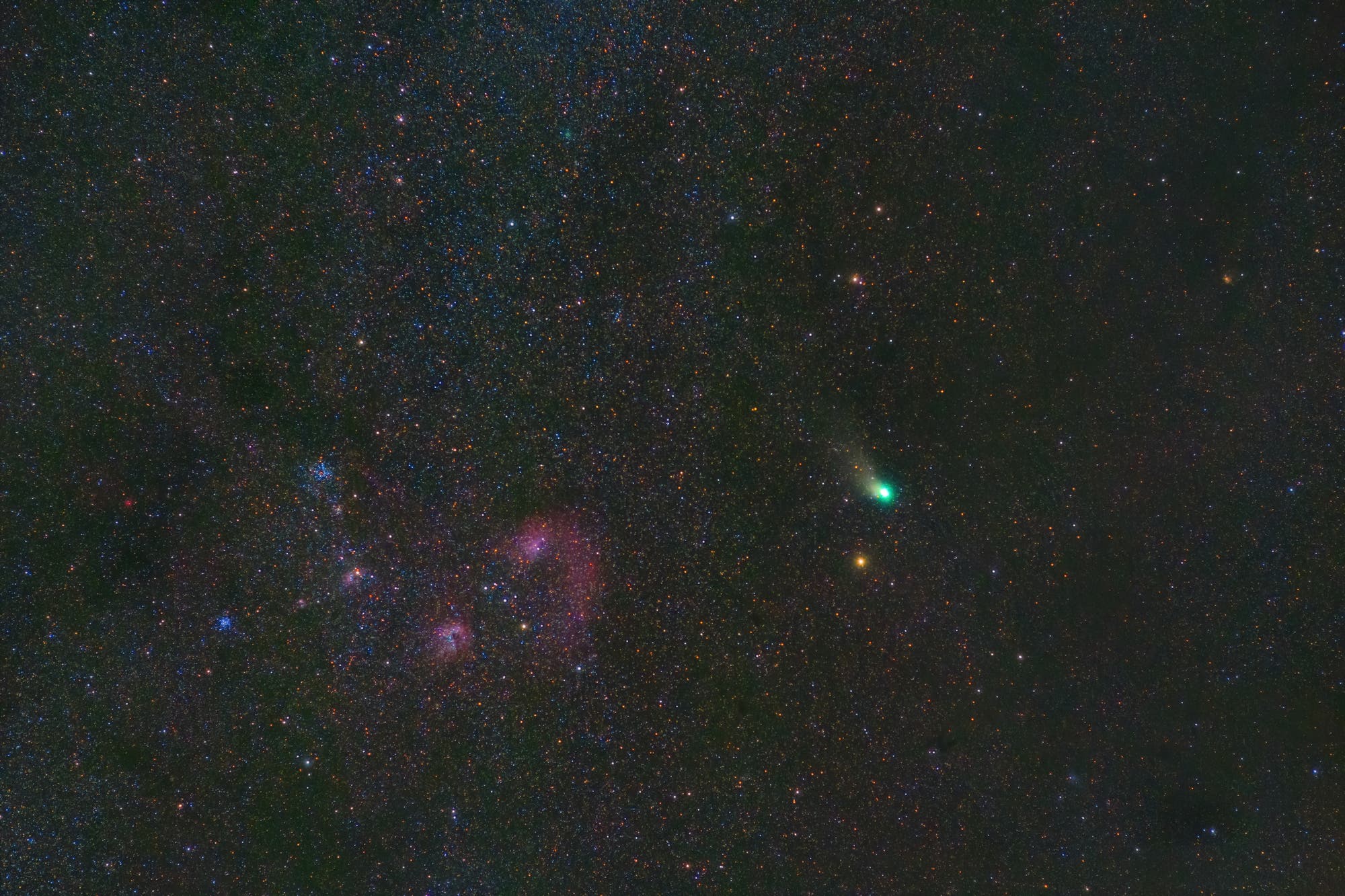 Zwei Kometen und ein flammender Stern