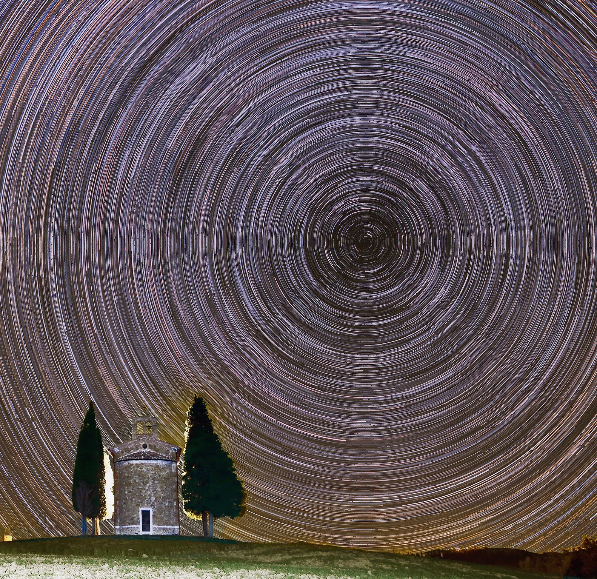 Sternspuren – Cappella della Madonna di Vitaleta – Italien