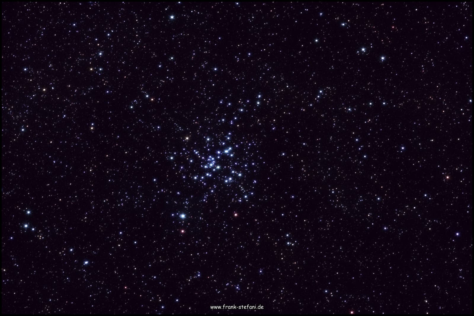 Messier 41 – offener Sternhaufen im Sternbild "Großer Hund" (CMa)