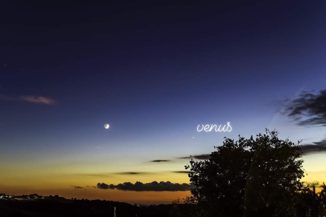 Moon 12 percent – Venus  conjunction 