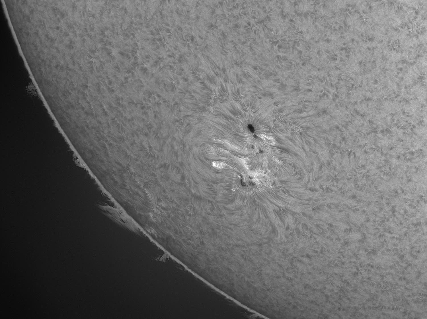 H-alpha-Sonne am 5. März 2011, Teil 2