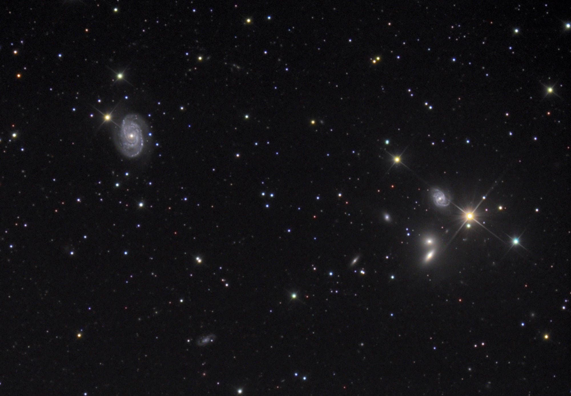 NGC 5371 und Hickson 68