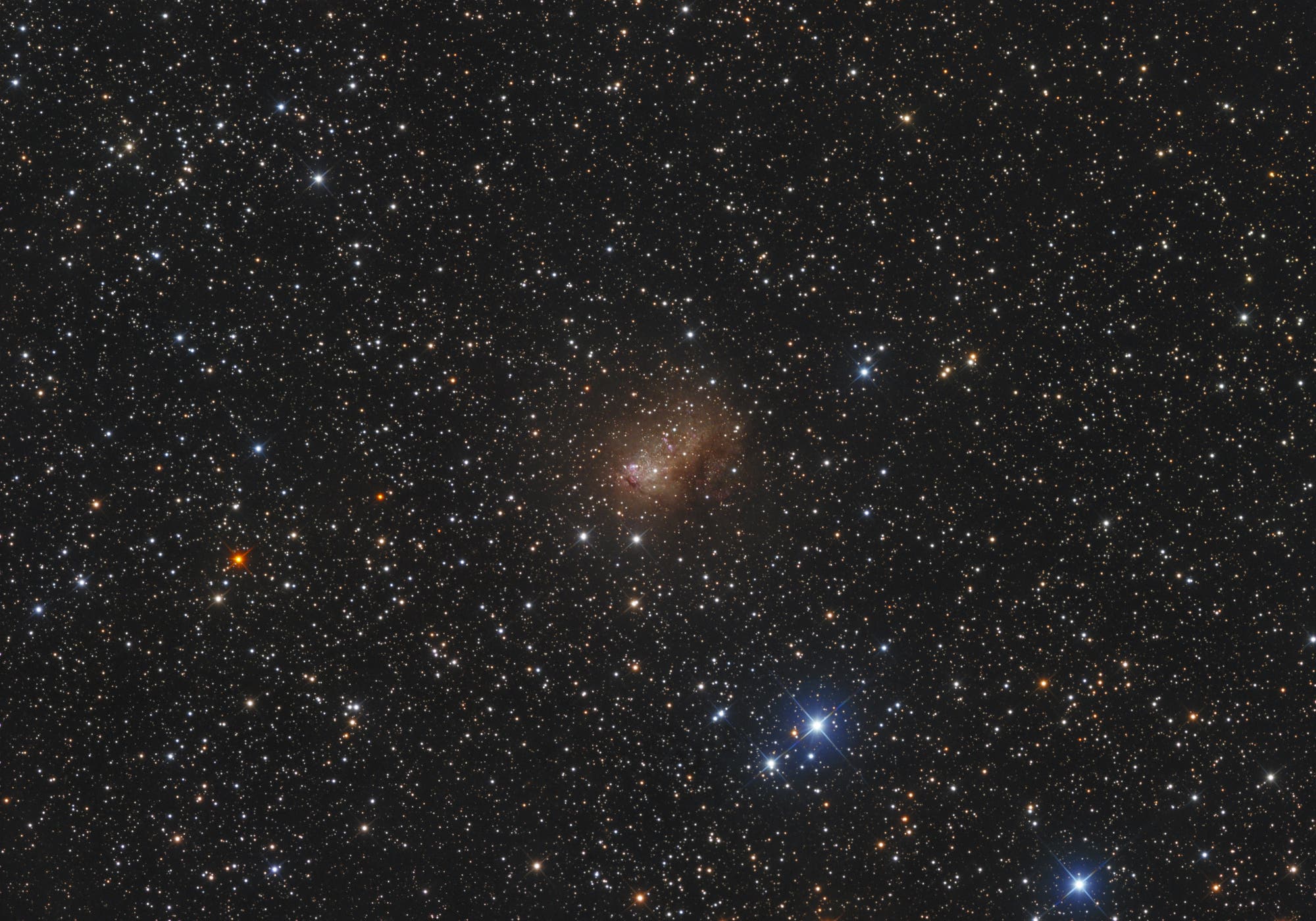 IC 10  Zwerggalaxie in der Kassiopeia