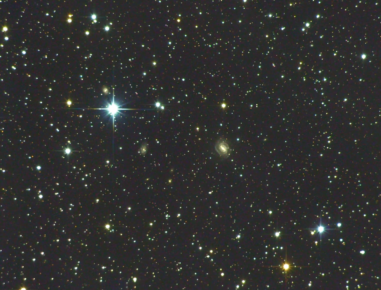 IC 1525 - eine unbekannte Balkenspirale in Andromeda