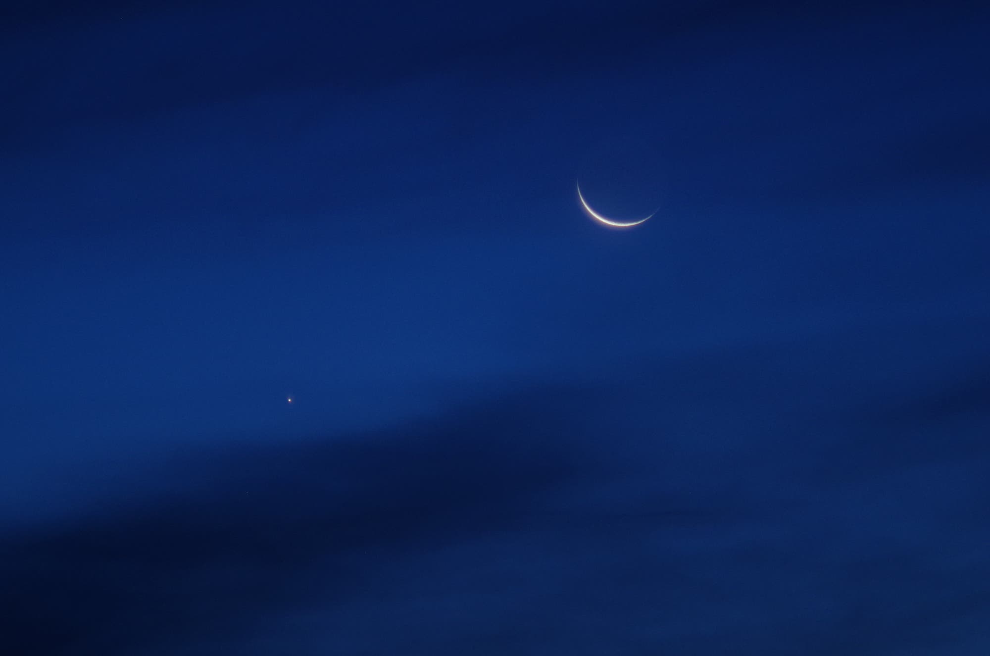 Merkur und dünne Mondsichel am 29.09.2016 um 06.30 MESZ