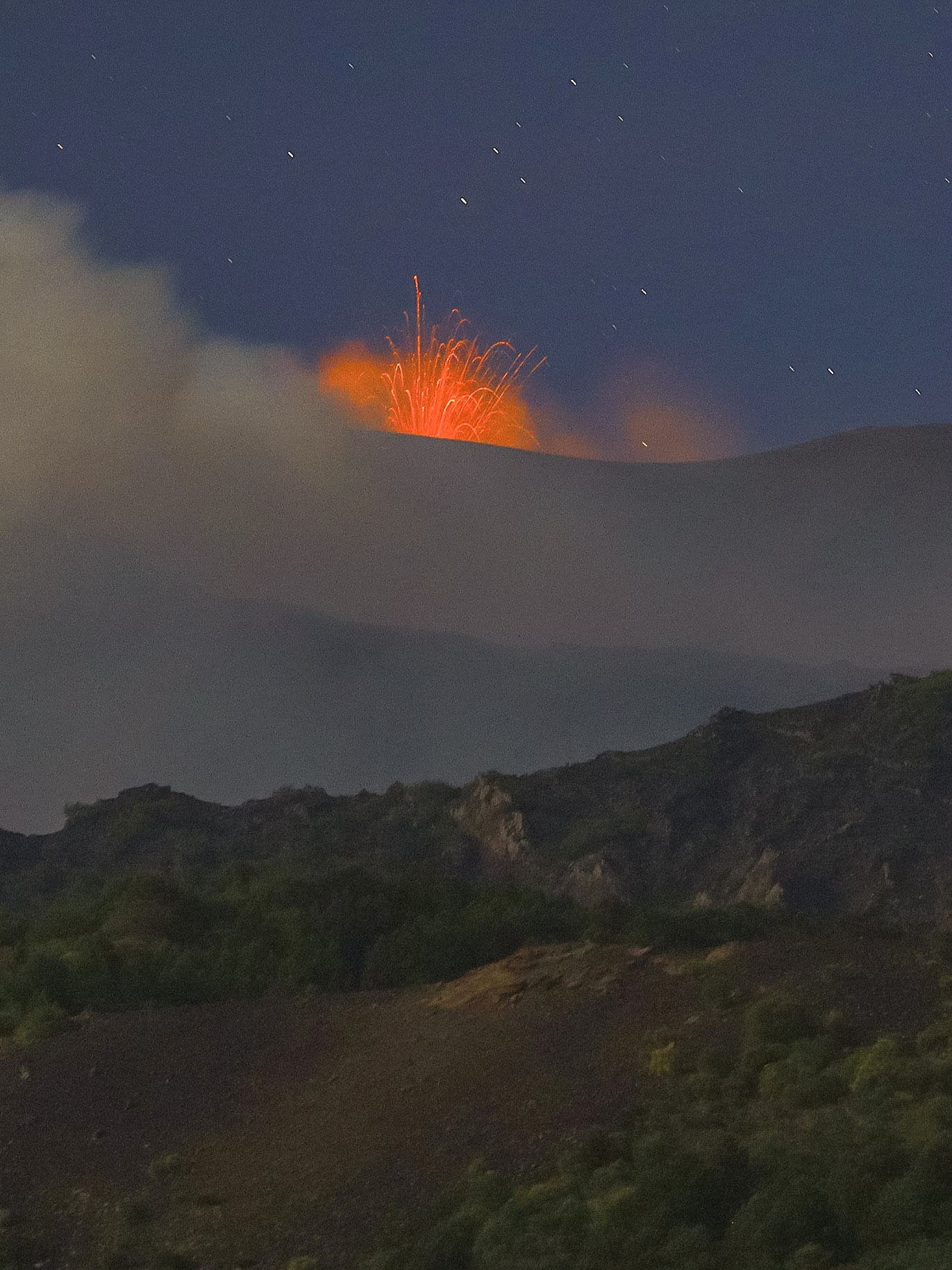 Eruption-Etna 