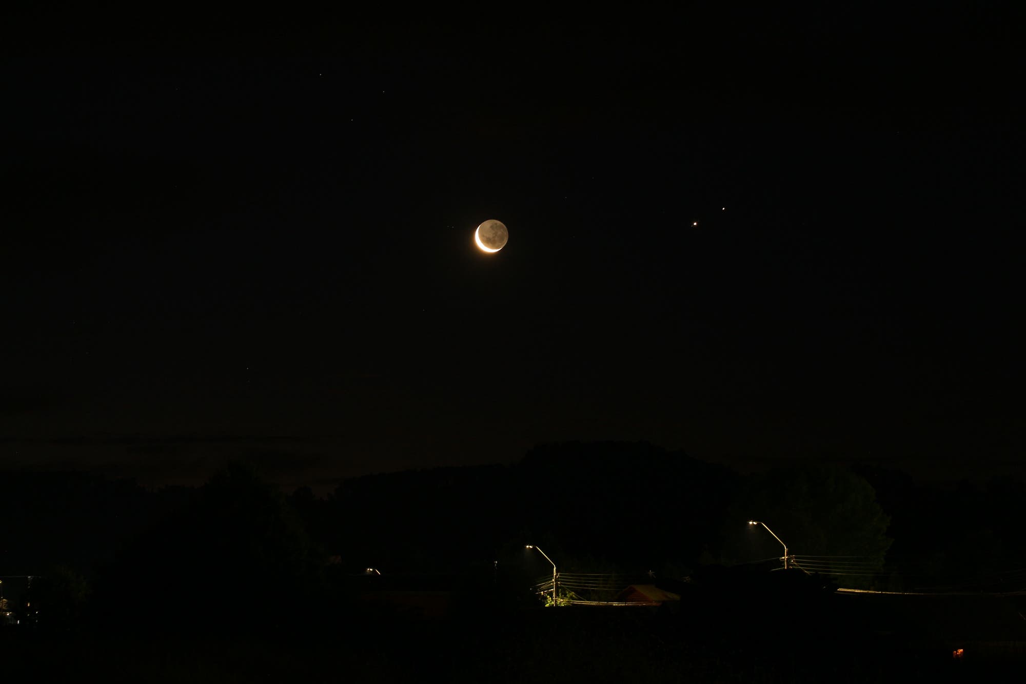 Mond, Jupiter und Saturn am 17. Dezember 2020