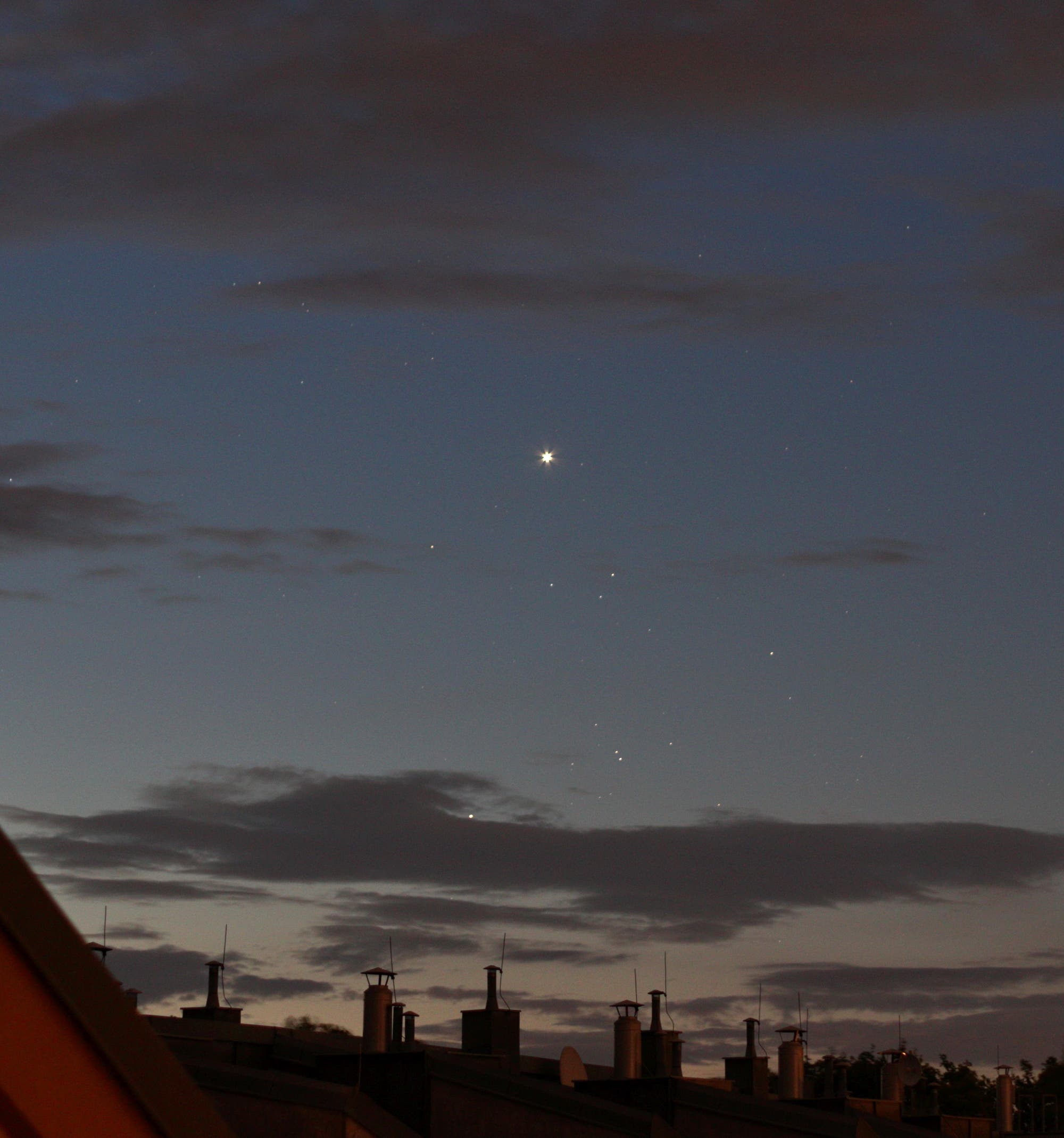 Venus bei Aldebaran und den Hyaden